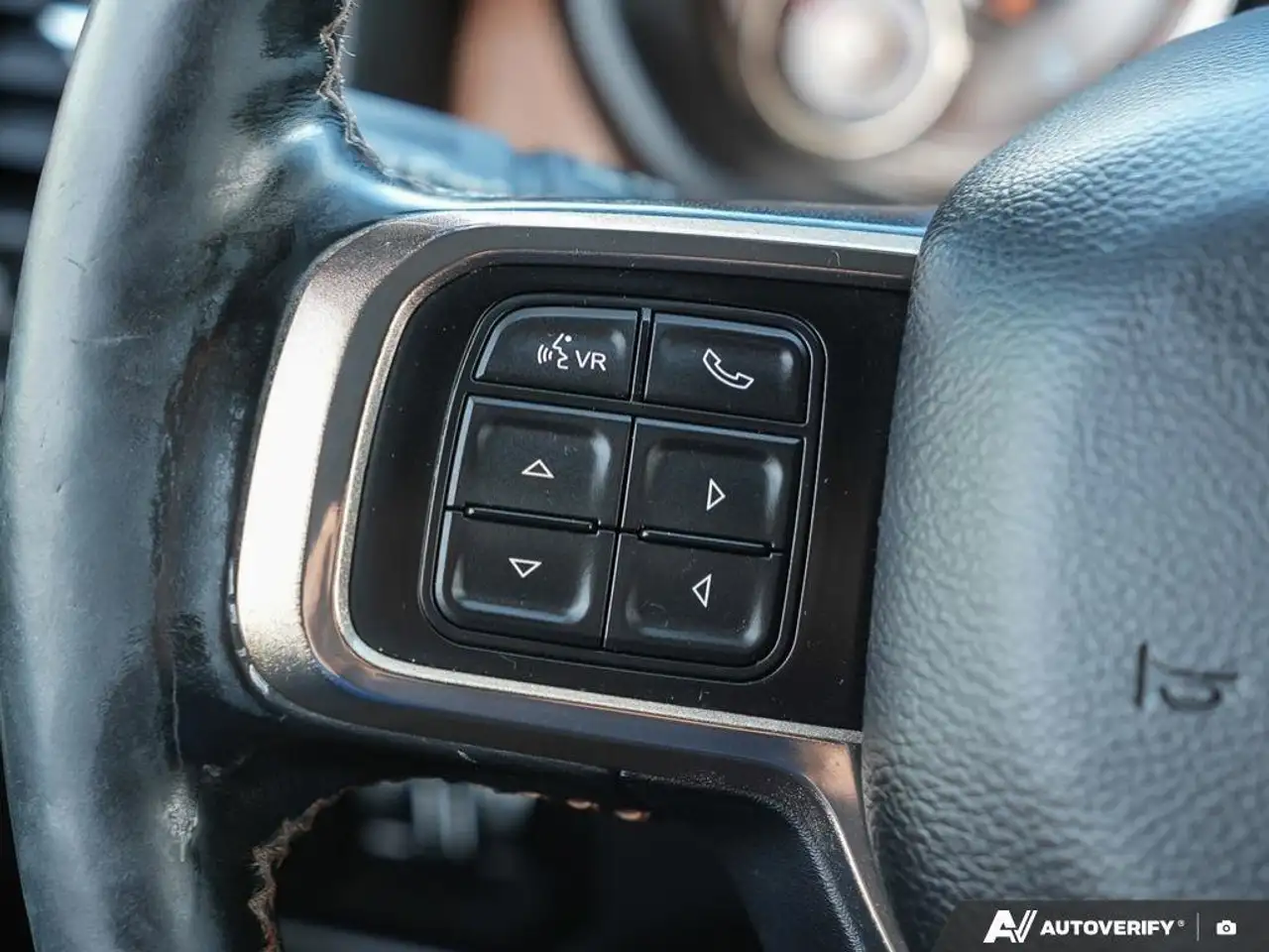 RAM 2500 снимка RAM 2500