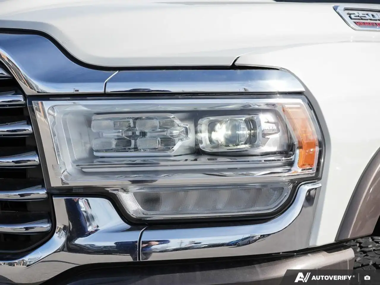 RAM 2500 снимка RAM 2500