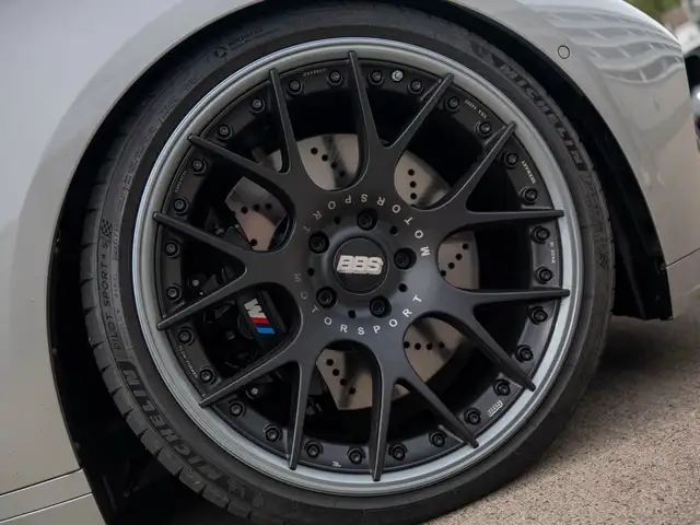 BMW M3 view 4