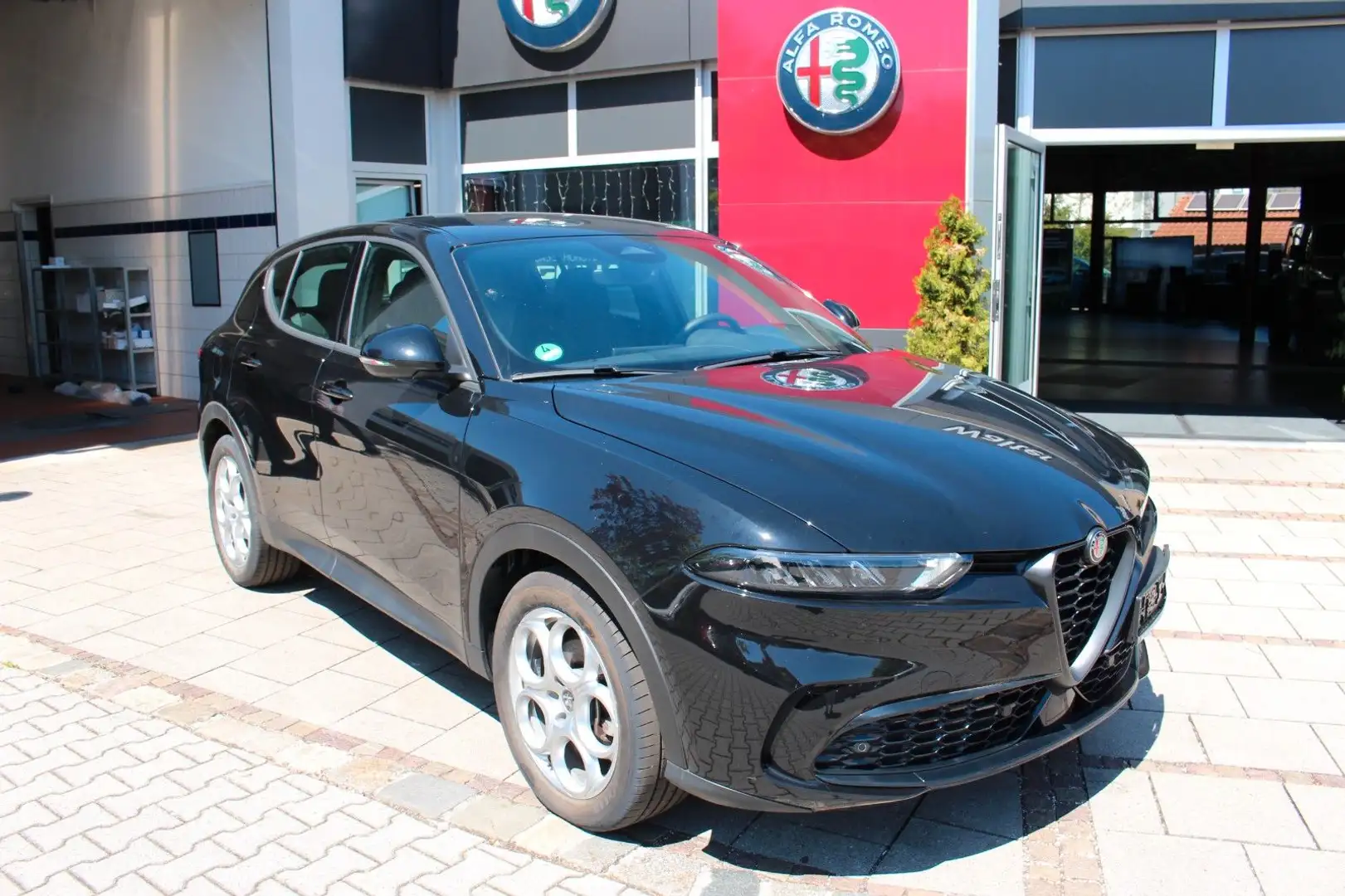 Alfa Romeo Tonale Sprint Garantie 11-2027 Zwart - 2