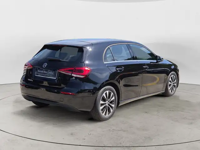 Mercedes-Benz A view 4