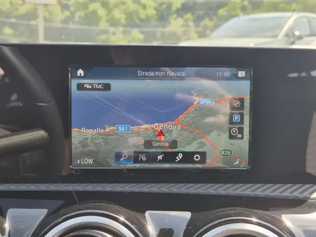 Mercedes-Benz A view 11