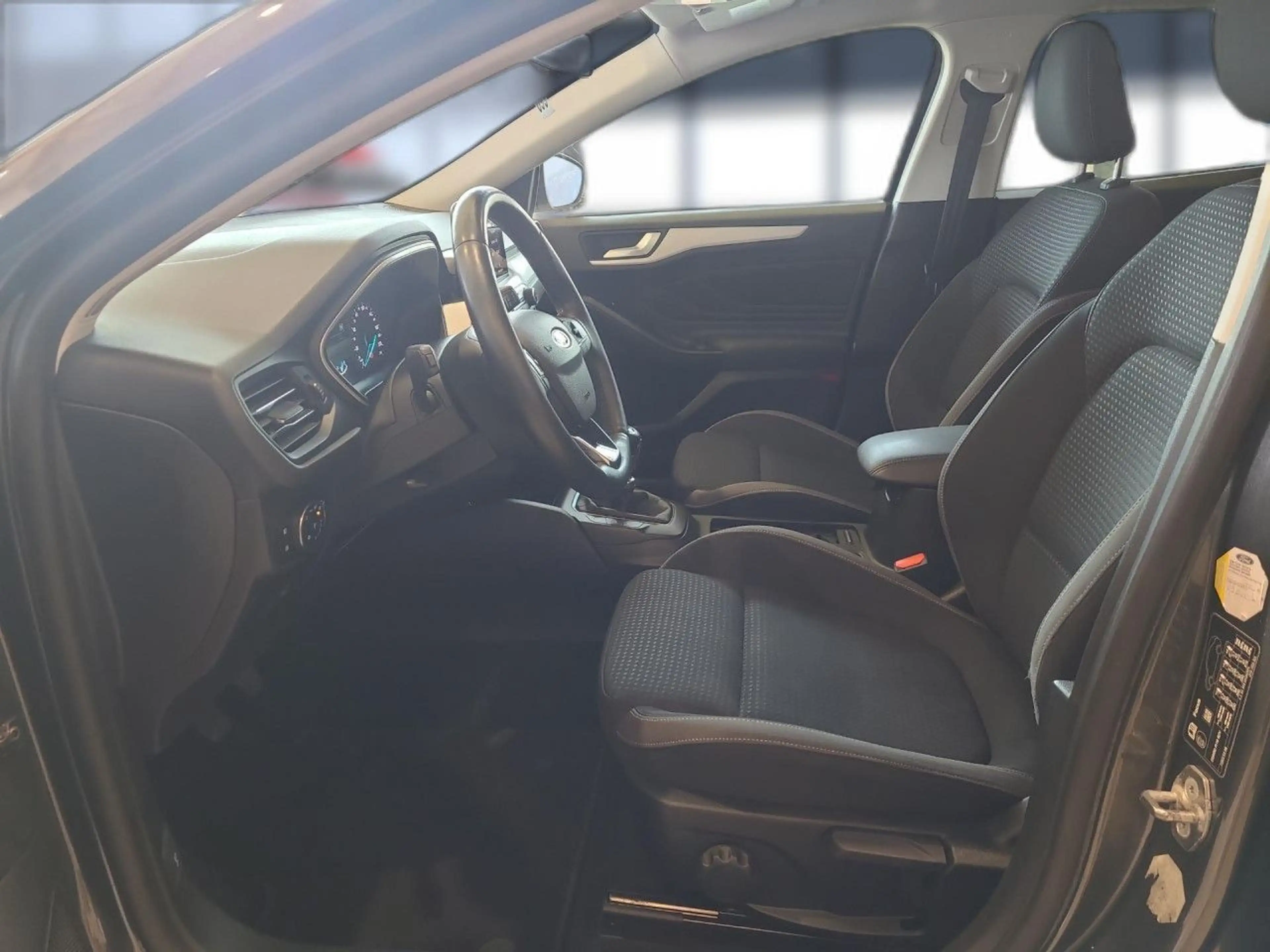 Ford Focus Cool & Connect Bluetooth Navi Klima — photo 8