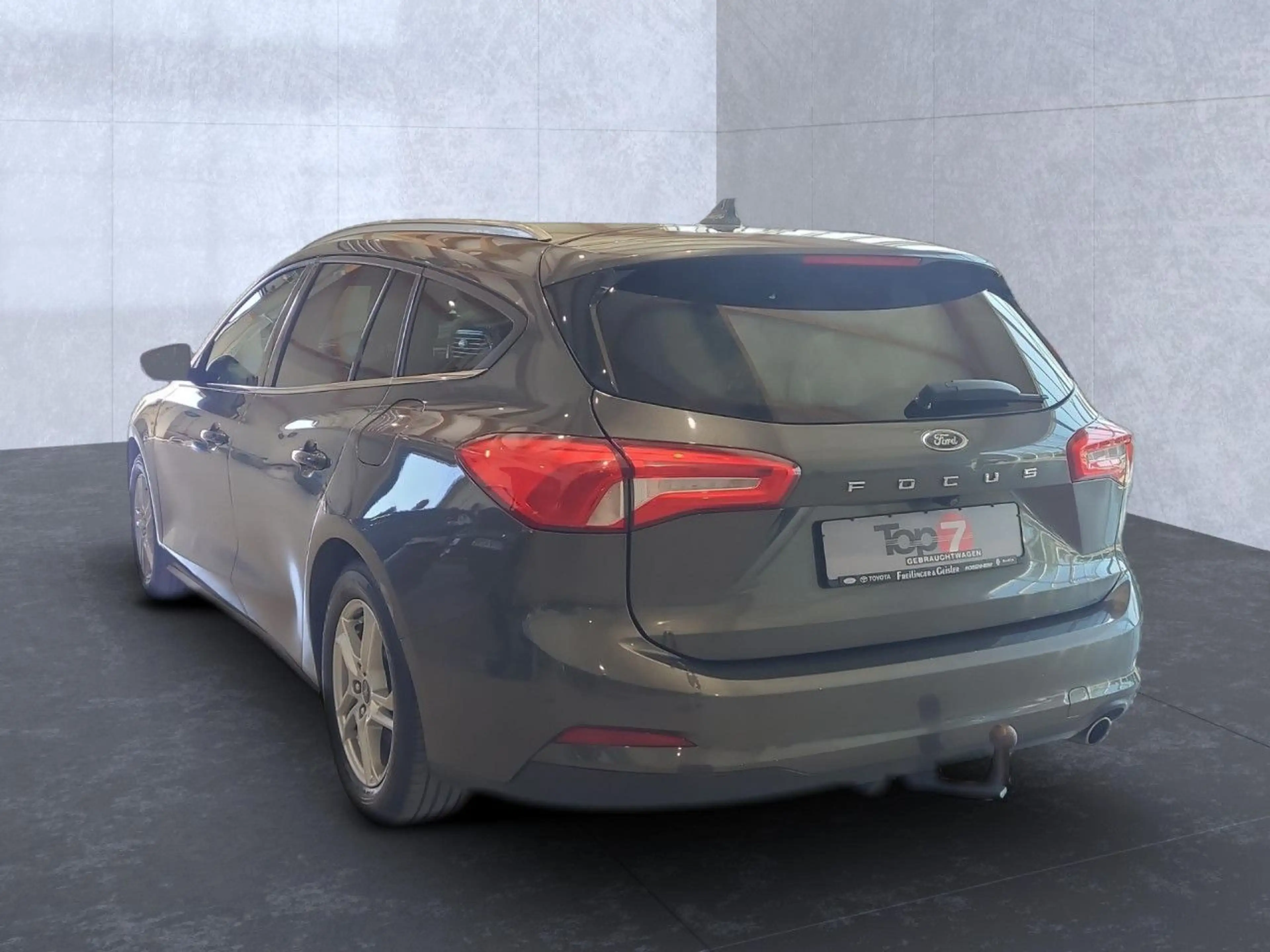 Ford Focus Cool & Connect Bluetooth Navi Klima — photo 4