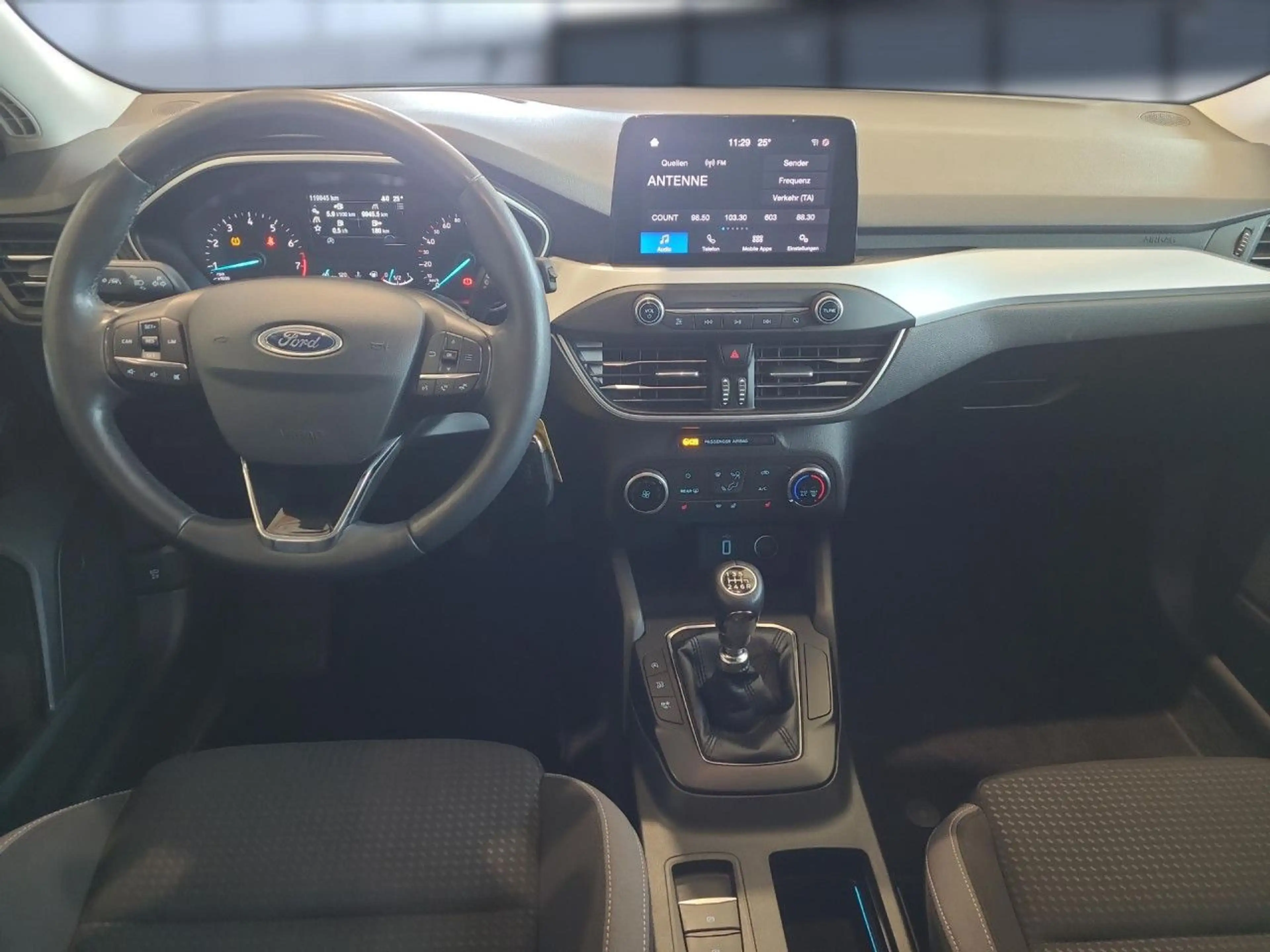 Ford Focus Cool & Connect Bluetooth Navi Klima — photo 15