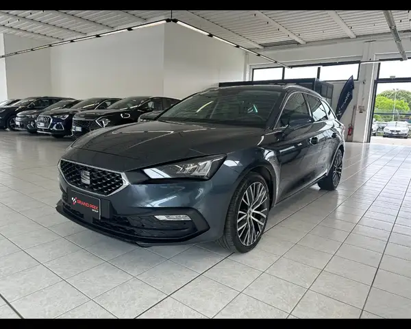 SEAT Leon 4ª serie Sportstourer 1.5 eTSI 150 CV DSG Xcellence