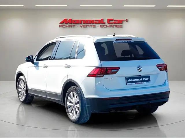 Volkswagen Tiguan view 11
