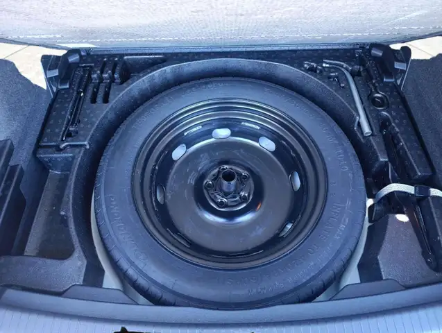 Volkswagen Tiguan view 9