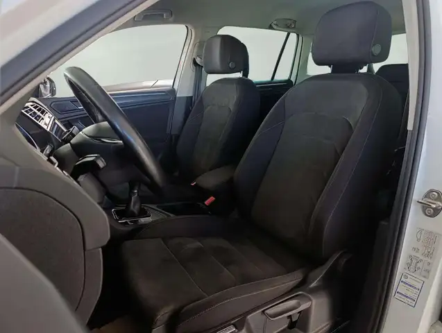 Volkswagen Tiguan view 13