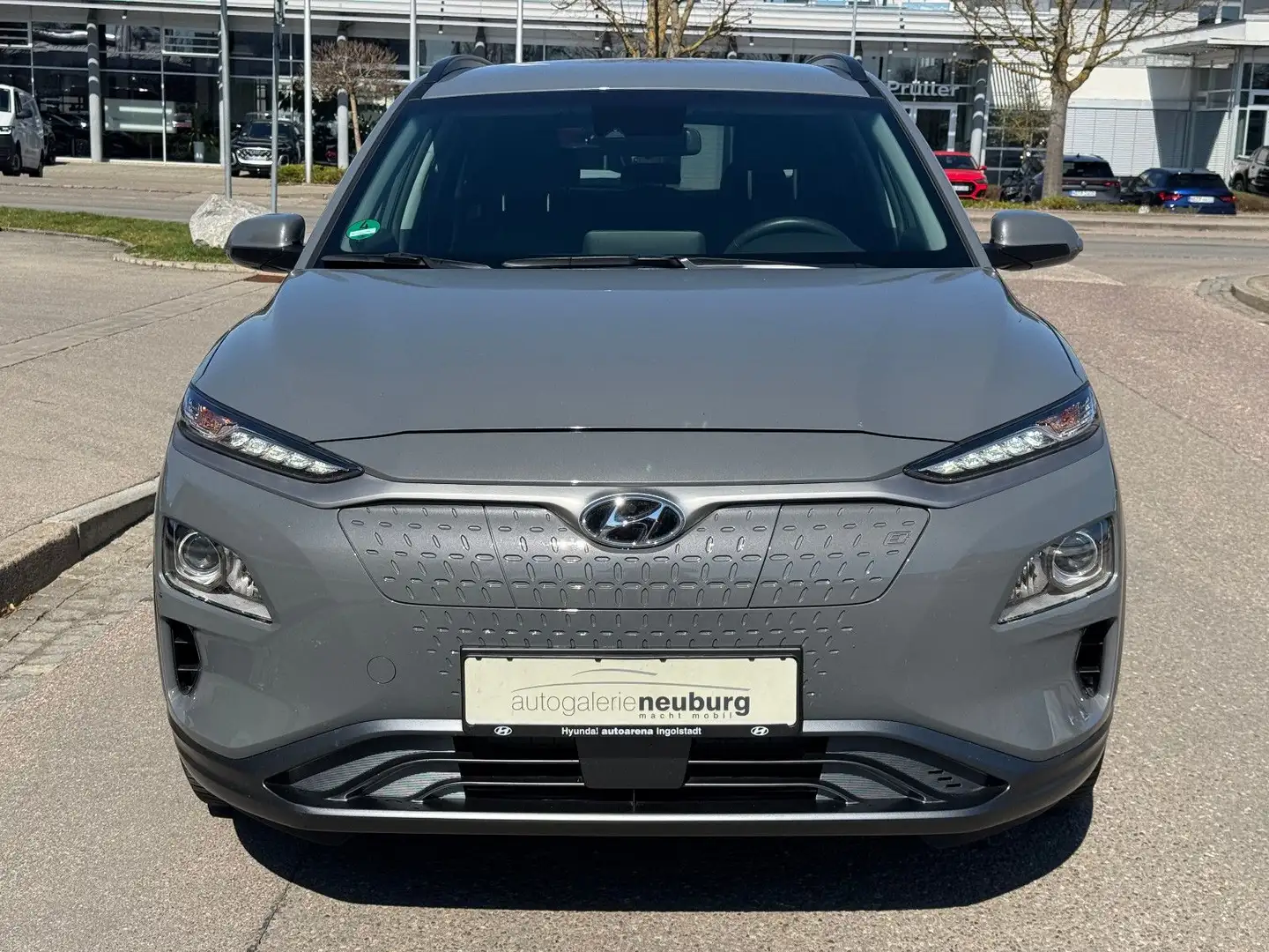Hyundai KONA ADVANTAGE ELEKTRO 2WD | KAMERA Grau - 2