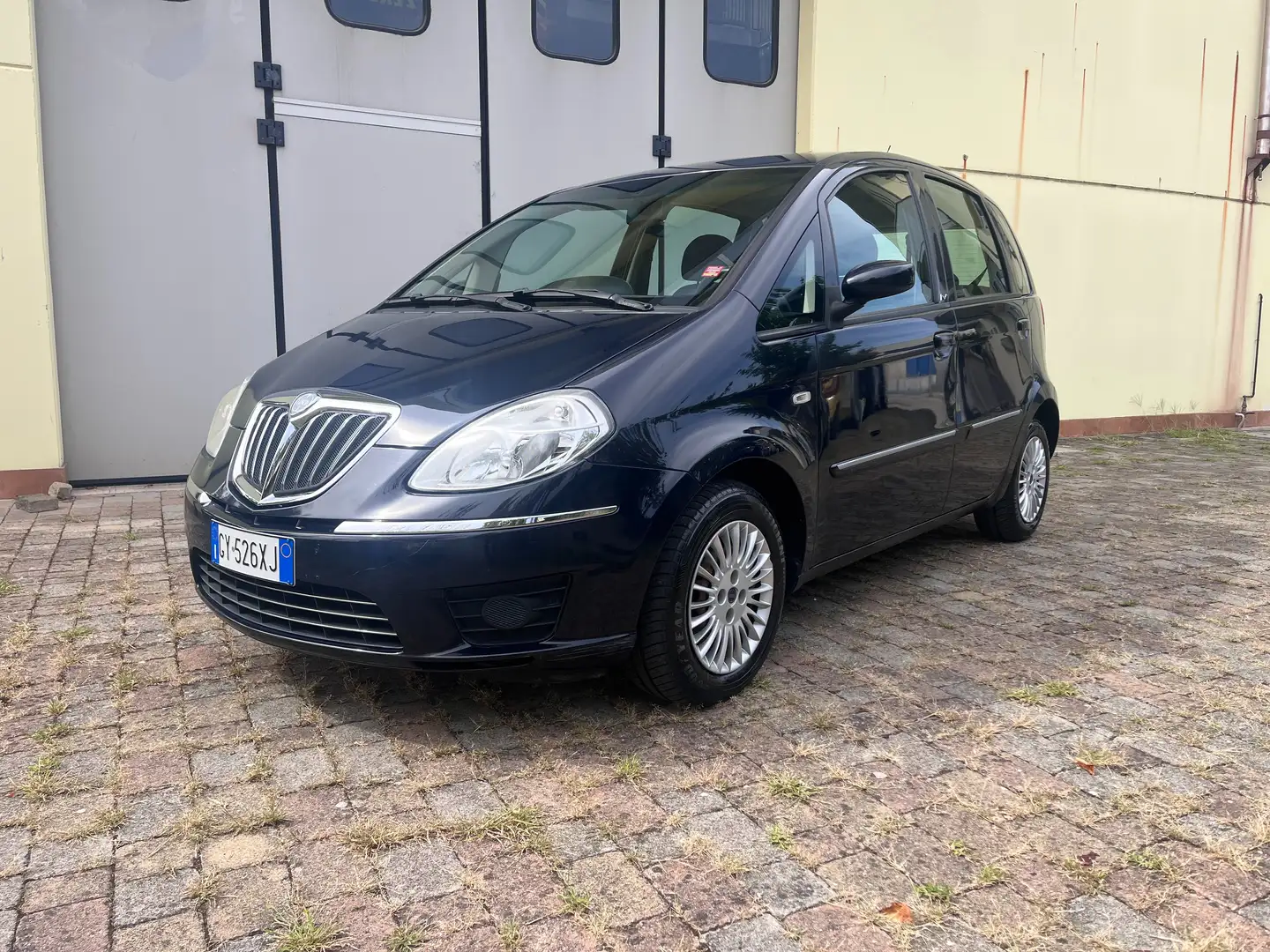 Lancia MUSA Musa II 2007 1.4 8v Diva (argento) Blau - 1
