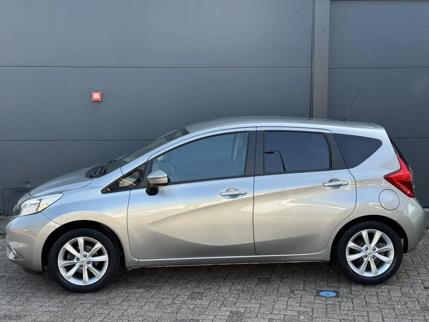 Nissan Note 1.2 Connect Edition / Trekhaak / Geen Import Grijs - 2
