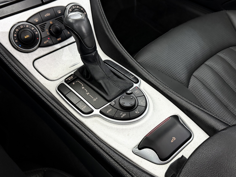 Mercedes-Benz SL 55 AMG Leder, Navi, Parkeersensoren, Stoelverwarming/Stoe — photo 15
