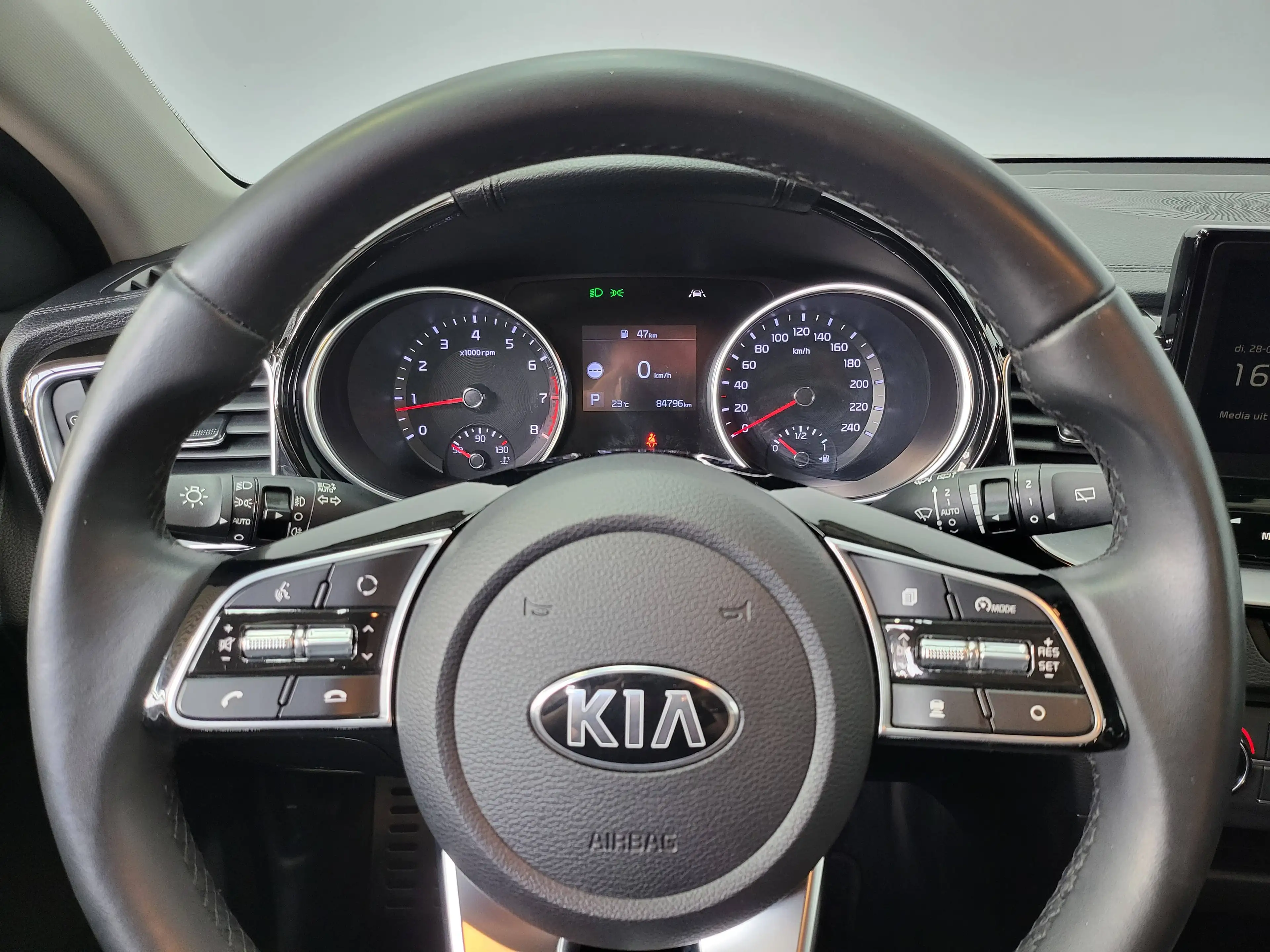 Kia Ceed SW / cee'd SW Automaat | 2020 | 84.796 km | Key Less | Camera | PDC | CarPlay | Navi | Airco | 1ste eigenaar — photo 14