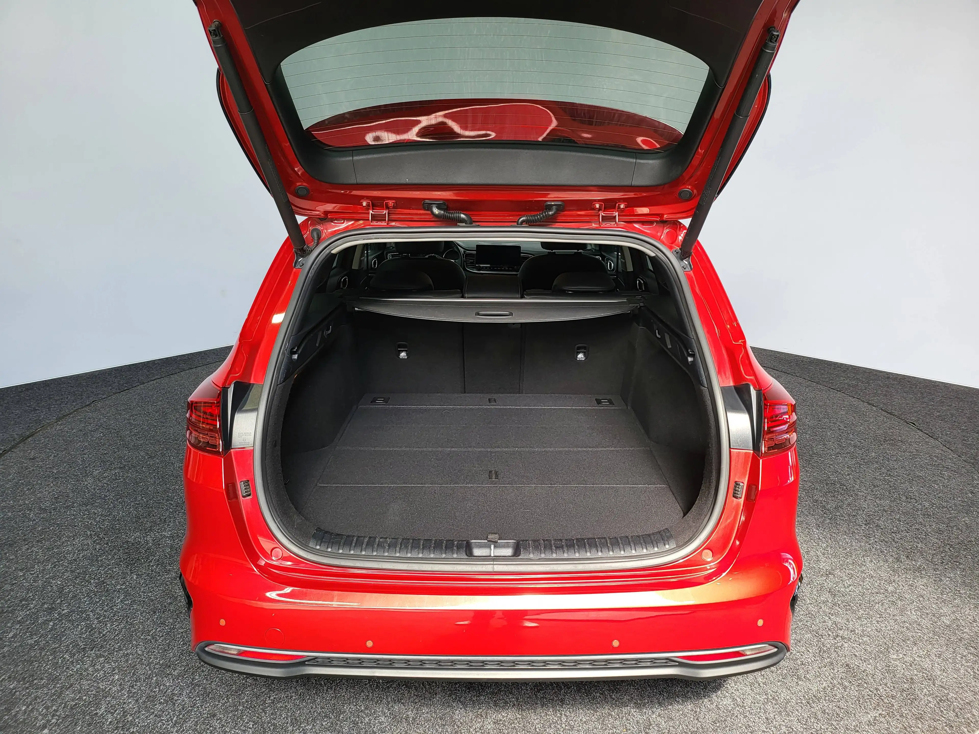 Kia Ceed SW / cee'd SW Automaat | 2020 | 84.796 km | Key Less | Camera | PDC | CarPlay | Navi | Airco | 1ste eigenaar — photo 9