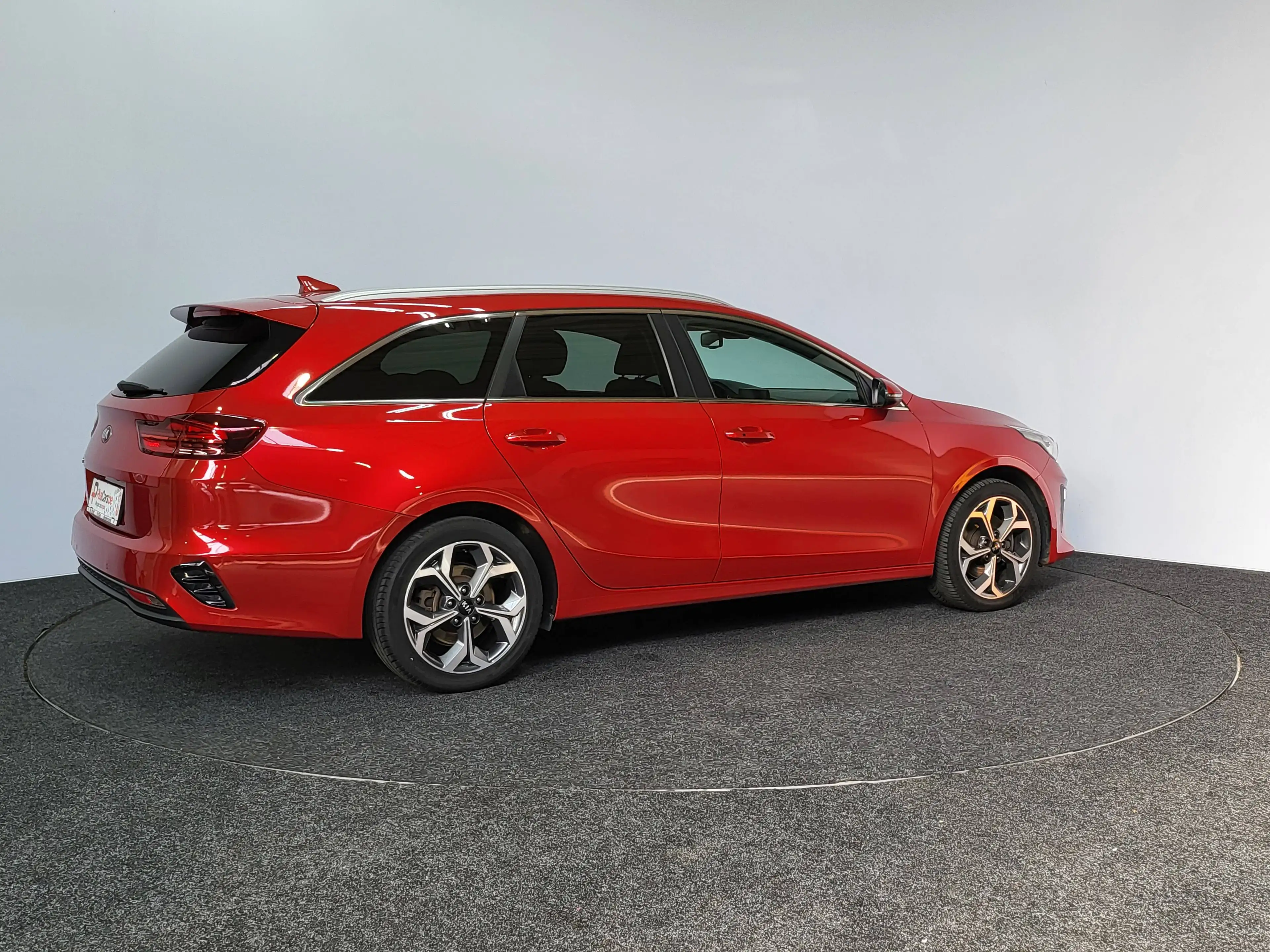 Kia Ceed SW / cee'd SW Automaat | 2020 | 84.796 km | Key Less | Camera | PDC | CarPlay | Navi | Airco | 1ste eigenaar — photo 6