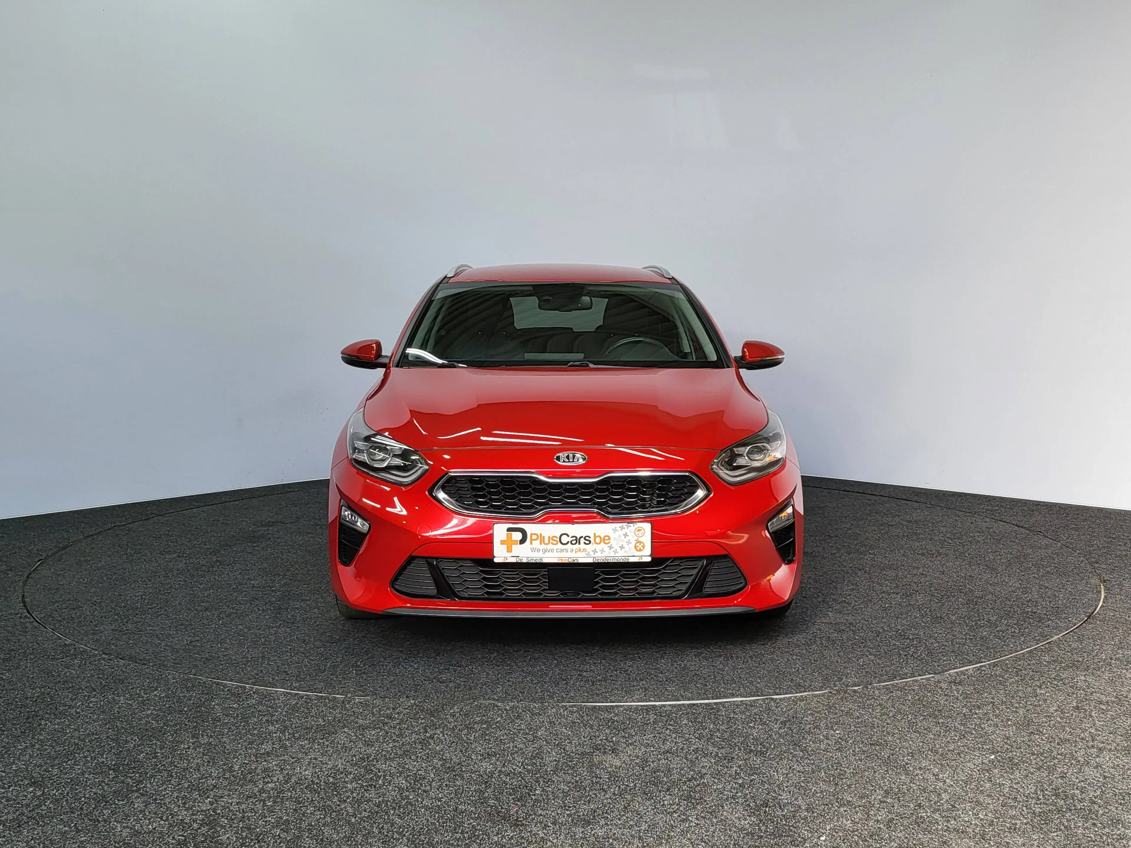 Kia Ceed SW / cee'd SW Automaat | 2020 | 84.796 km | Key Less | Camera | PDC | CarPlay | Navi | Airco | 1ste eigenaar — photo 2