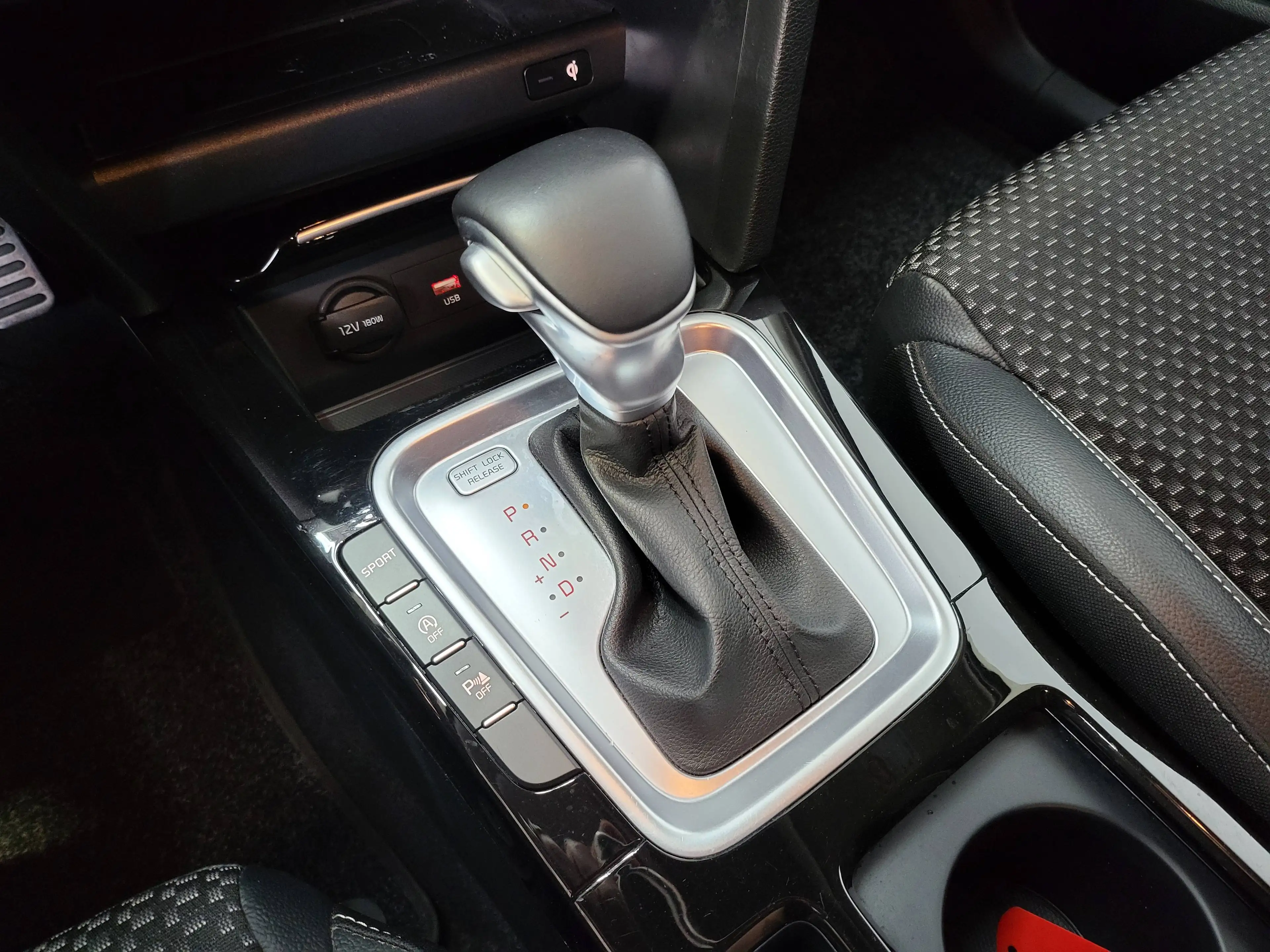 Kia Ceed SW / cee'd SW Automaat | 2020 | 84.796 km | Key Less | Camera | PDC | CarPlay | Navi | Airco | 1ste eigenaar — photo 20