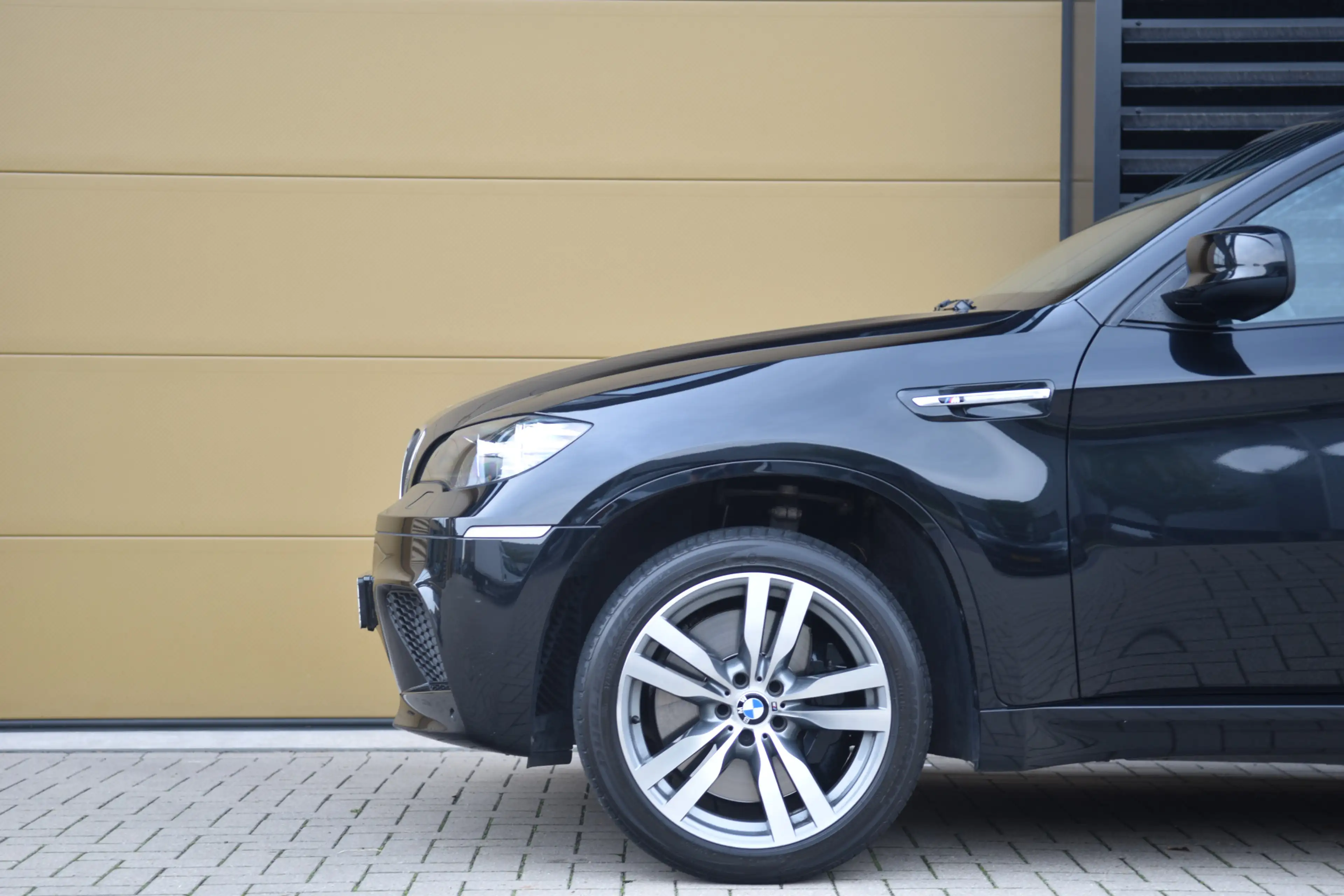 BMW X6 4.4i M * Glazen Schuifdak * 1e Eigenaar * Comforts — photo 6