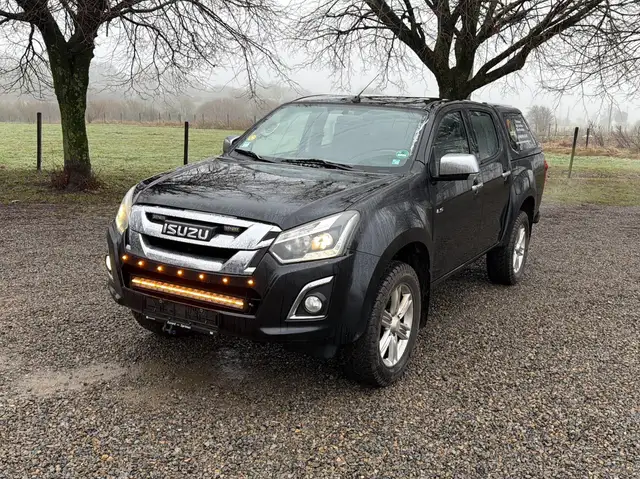 Isuzu D-Max 4x4 *  Boite Automatique *  GARANTIE 12 MOIS *