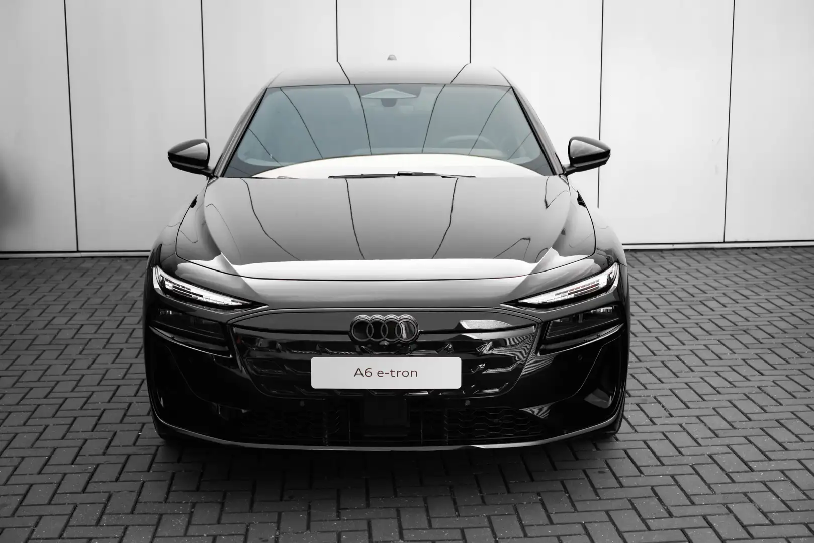 Audi A6 Avant e-tron S edition | Tech Plus | 21" Zwart - 2