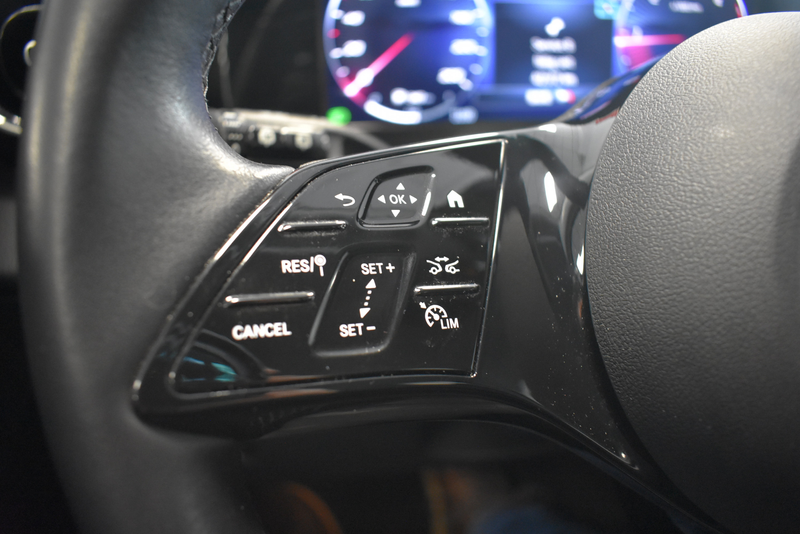 Mercedes-Benz C 220 T Autom Navi LED Temp PDC 1-Hand — photo 7
