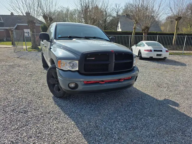 Dodge RAM RAM 4X 4 DBLE CAB 6 PLACES -LPG-5L7-CT OK_