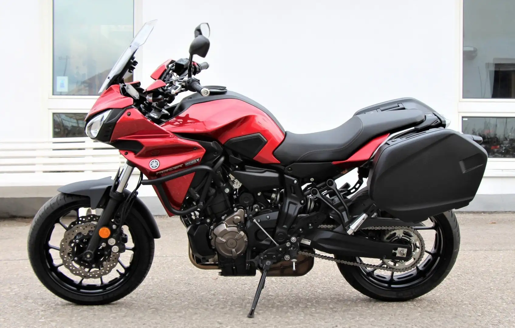 Yamaha Tracer 700 Czerwony - 1