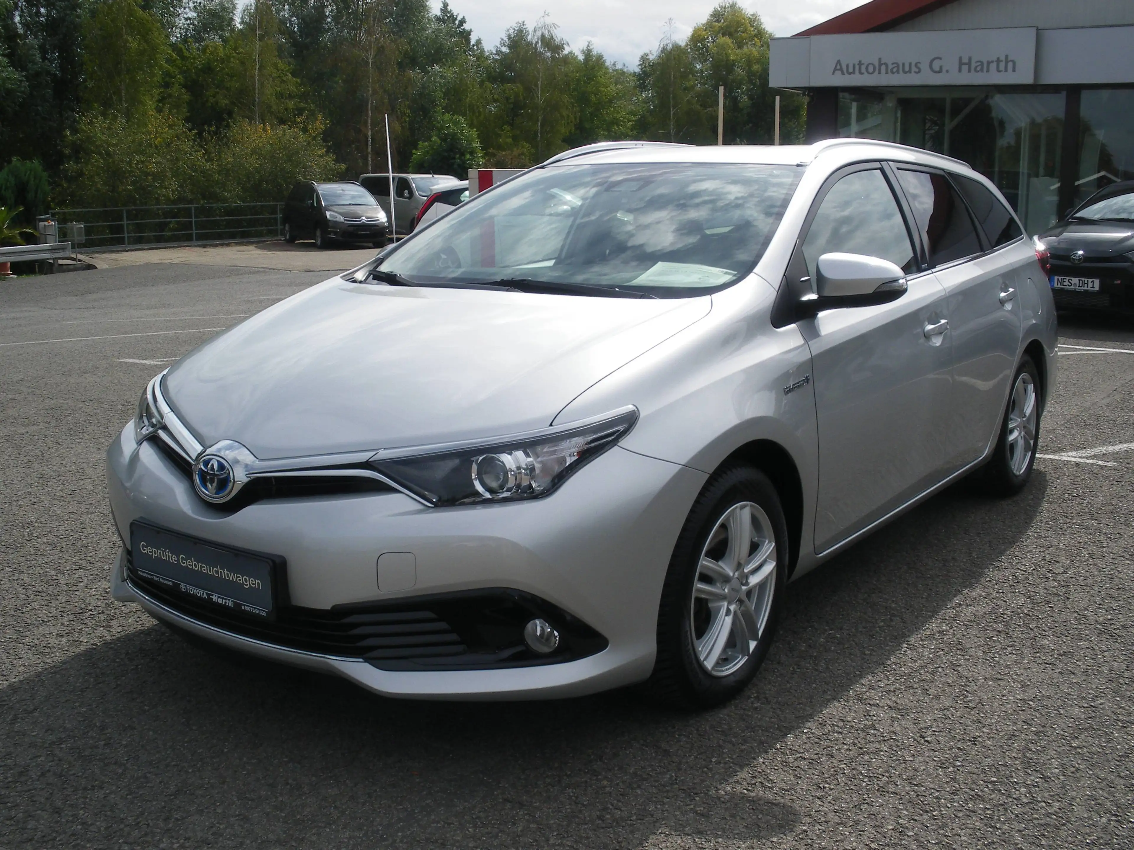 Toyota Auris Auris Touring Sports Hybrid 1.8 VVT-i Edition S — photo 6