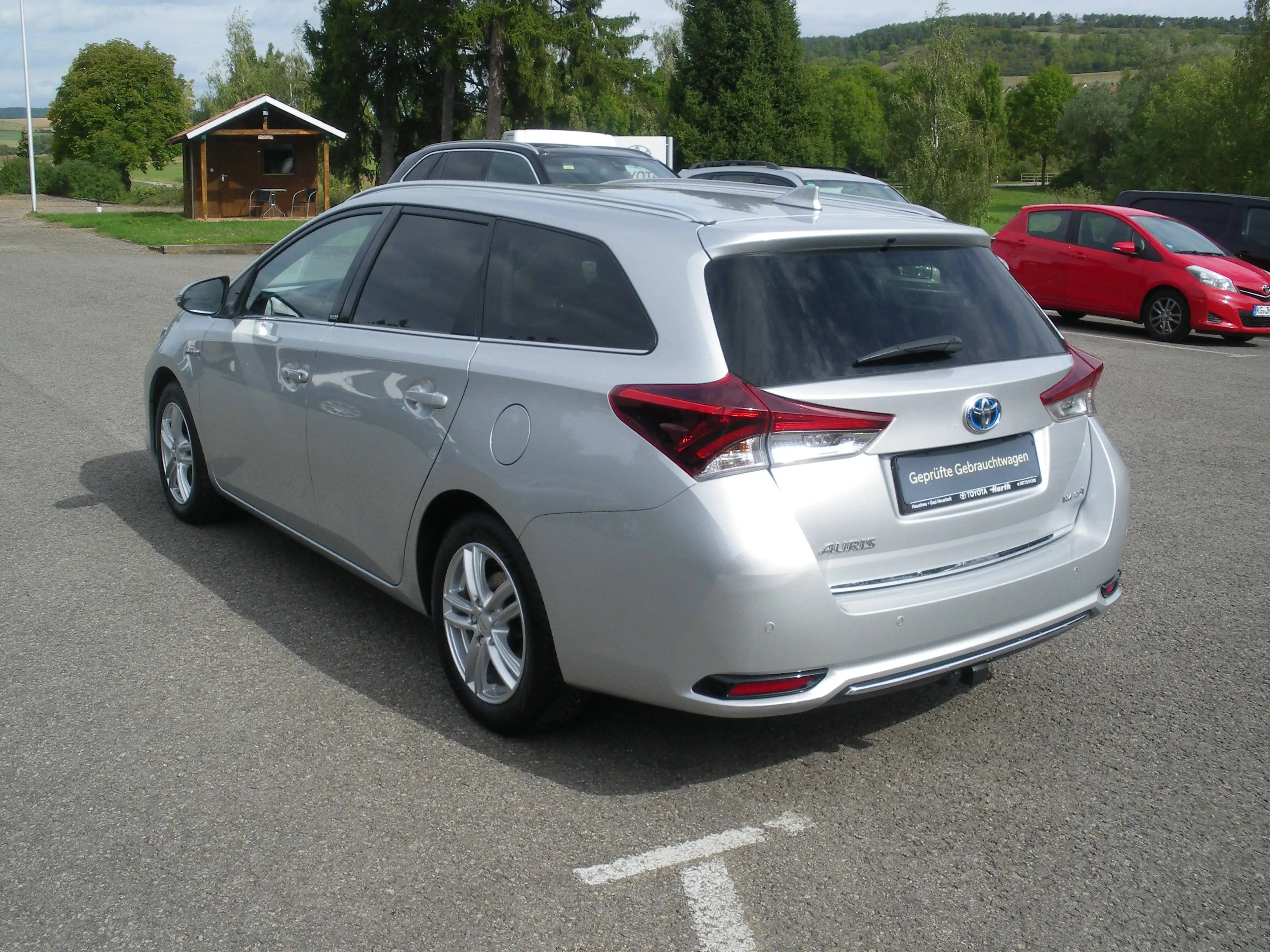 Toyota Auris Auris Touring Sports Hybrid 1.8 VVT-i Edition S — photo 4
