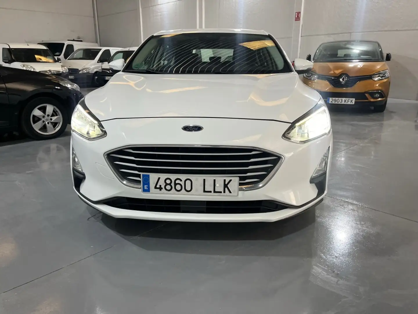 Ford Focus 1.5Ecoblue Trend+ Aut. 120 Blanco - 2
