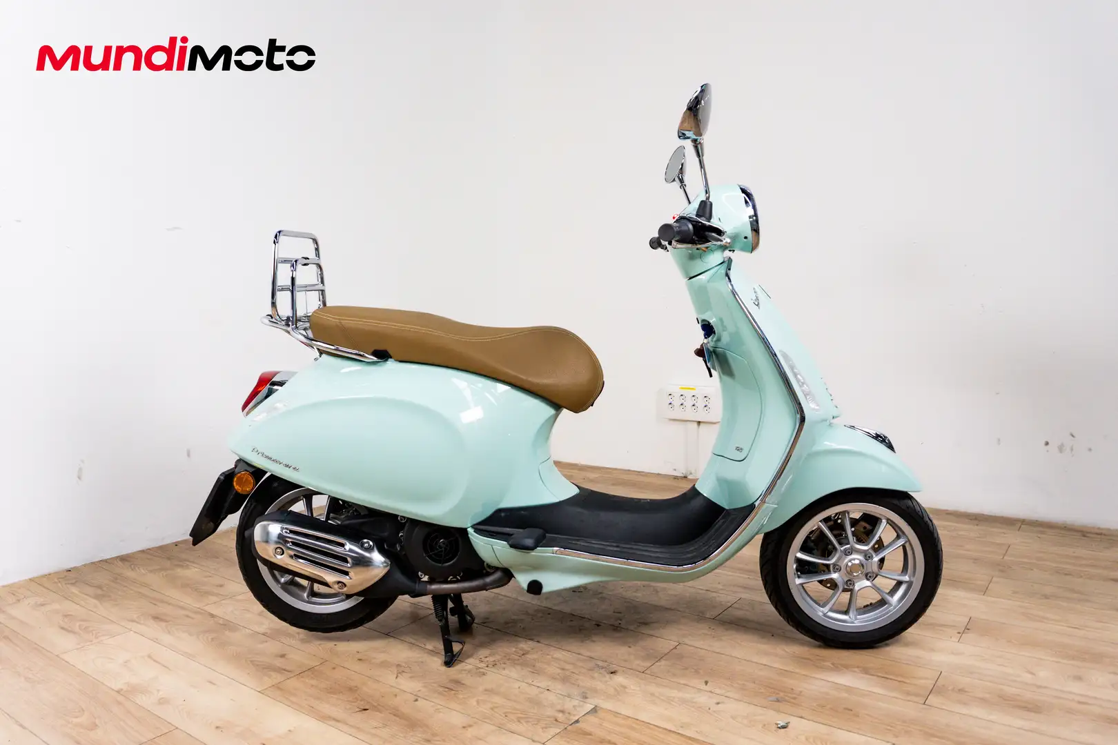Vespa Primavera 125 - 1