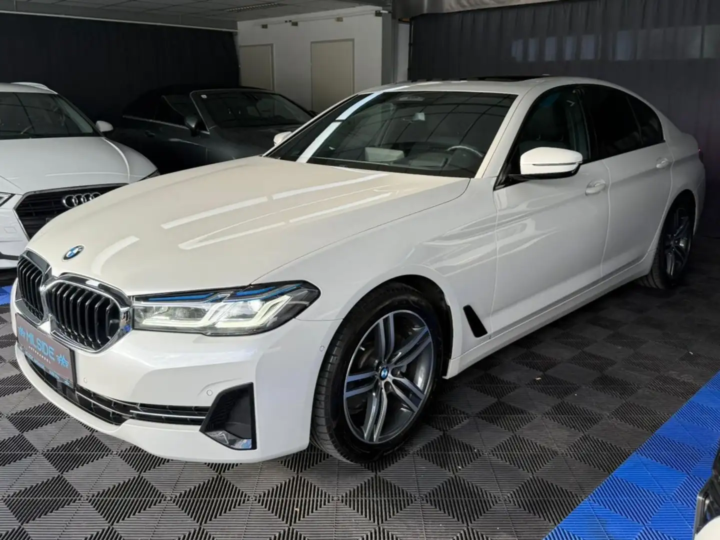 BMW 520 , AMBIENTE, SD, ACC, LASER Blanc - 2