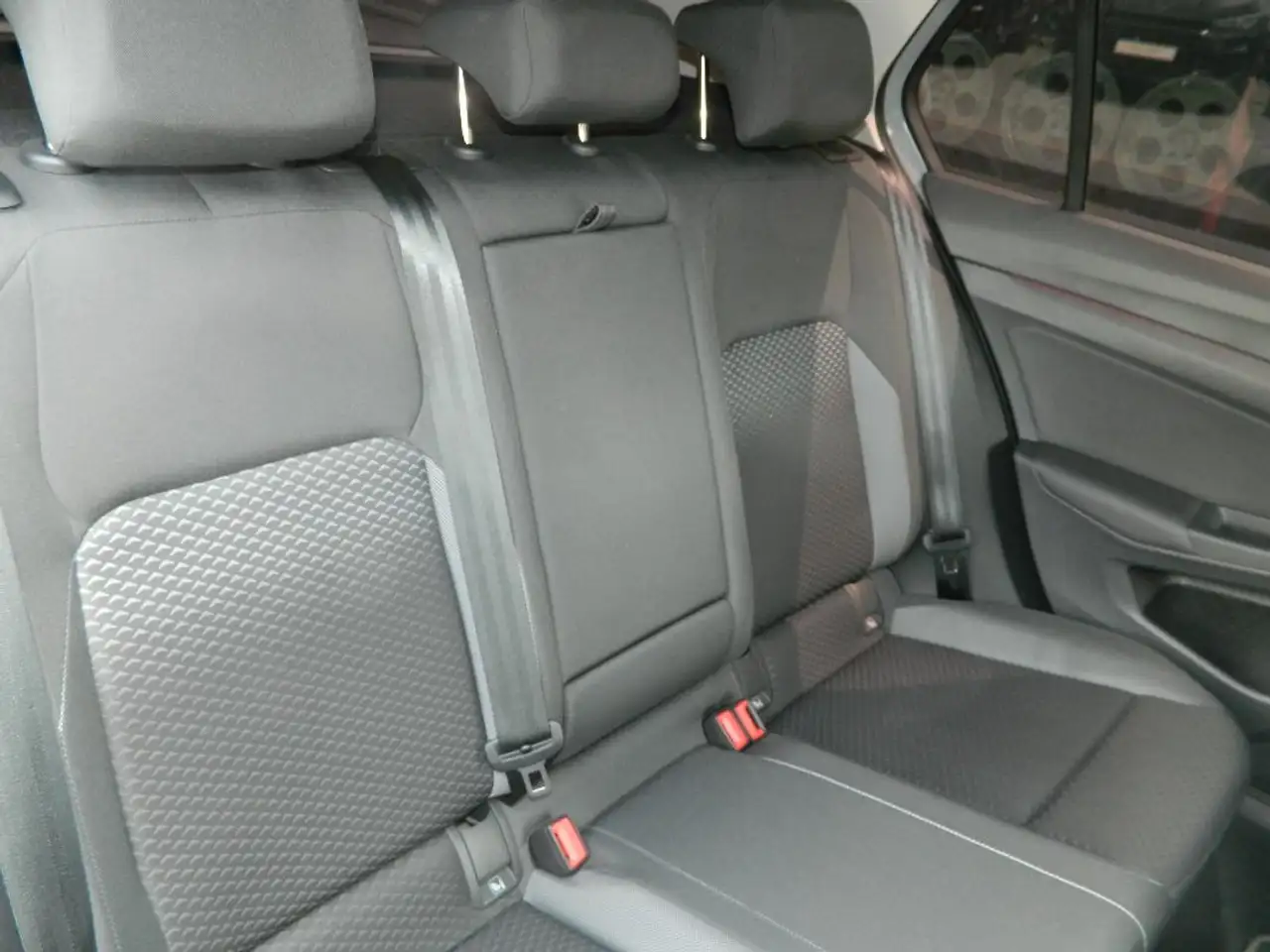 Volkswagen Golf Active 1.5 TSI Navi/Sitzheiz/ACC/Verkehrzeichener, миниатюра 8