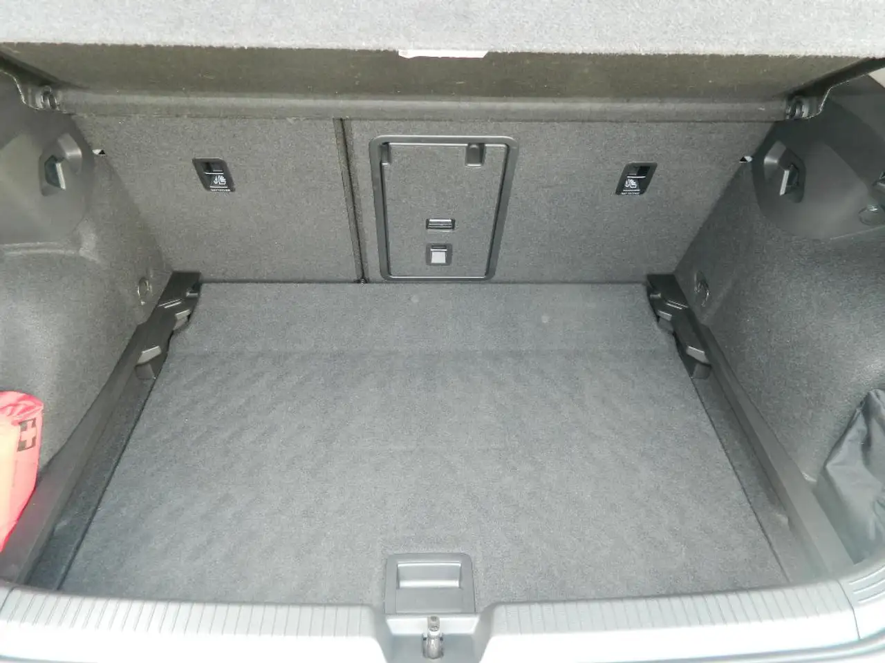 Volkswagen Golf Active 1.5 TSI Navi/Sitzheiz/ACC/Verkehrzeichener, миниатюра 9