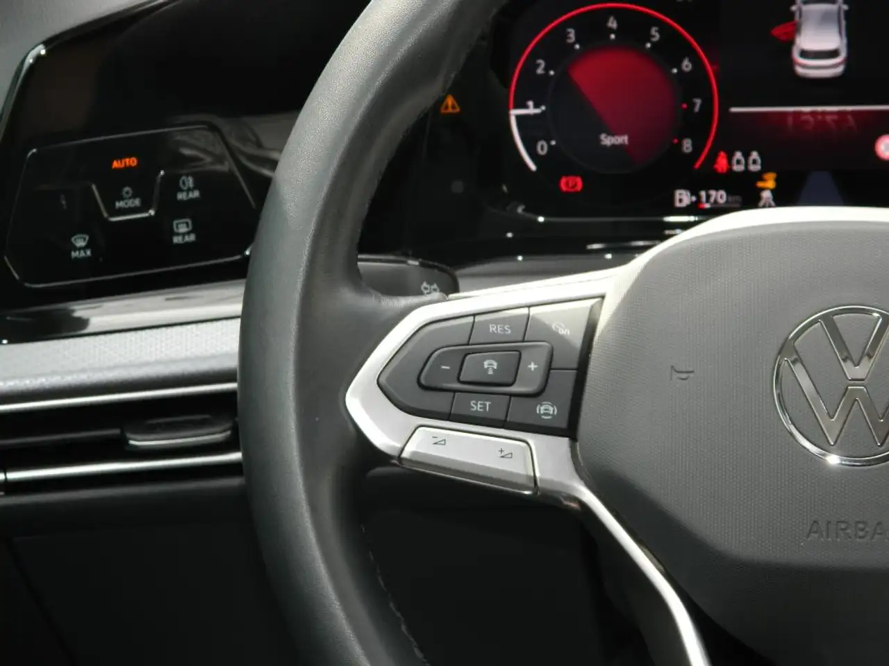 Volkswagen Golf Active 1.5 TSI Navi/Sitzheiz/ACC/Verkehrzeichener, миниатюра 13