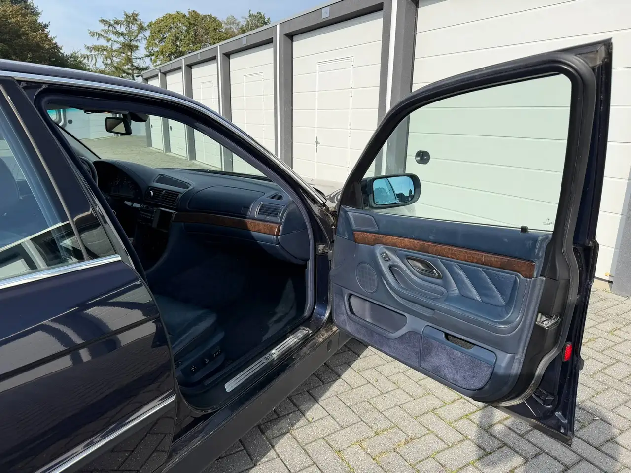 BMW 750i High-Line, foto 12