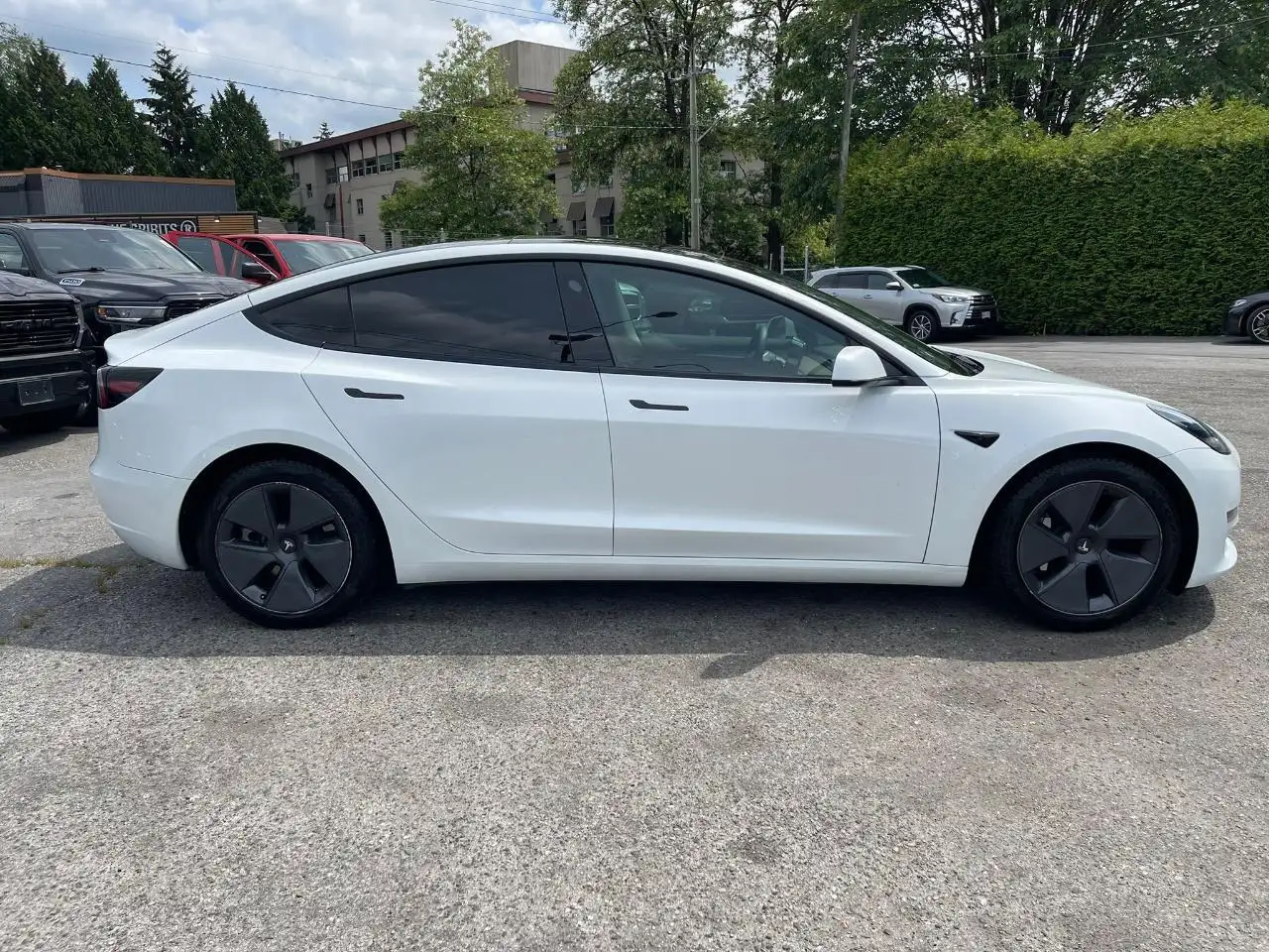 Tesla Model 3 fotografie Tesla Model 3