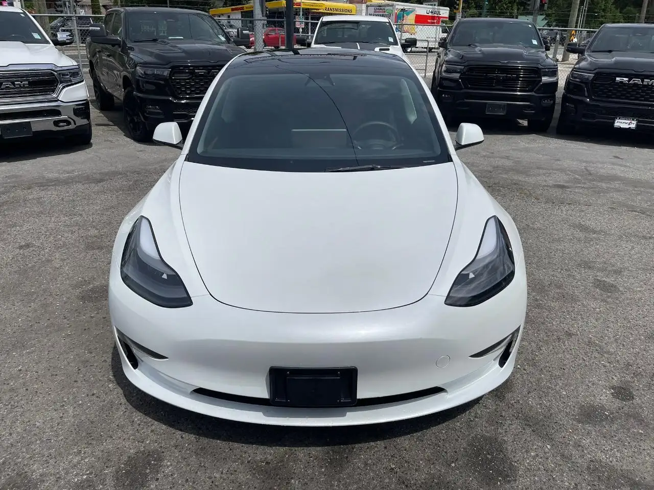 Tesla Model 3 fotografie Tesla Model 3