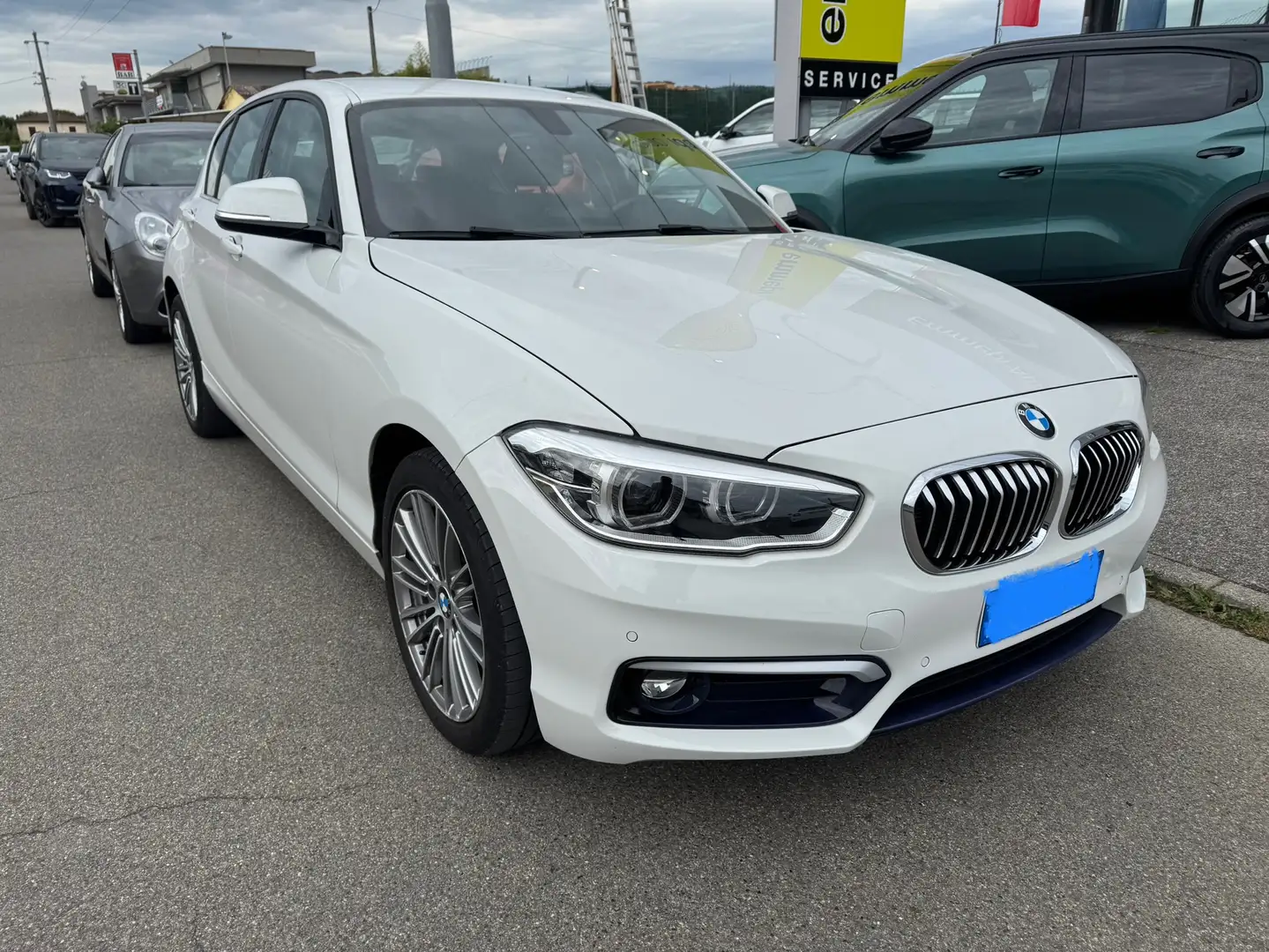 BMW 118 118d Advantage 5p - 2