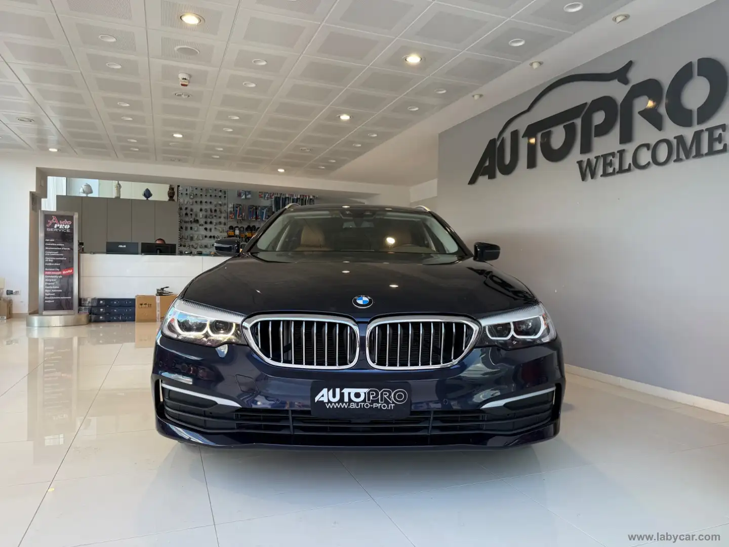 BMW 520 520d aut. Touring Business Bleu - 1