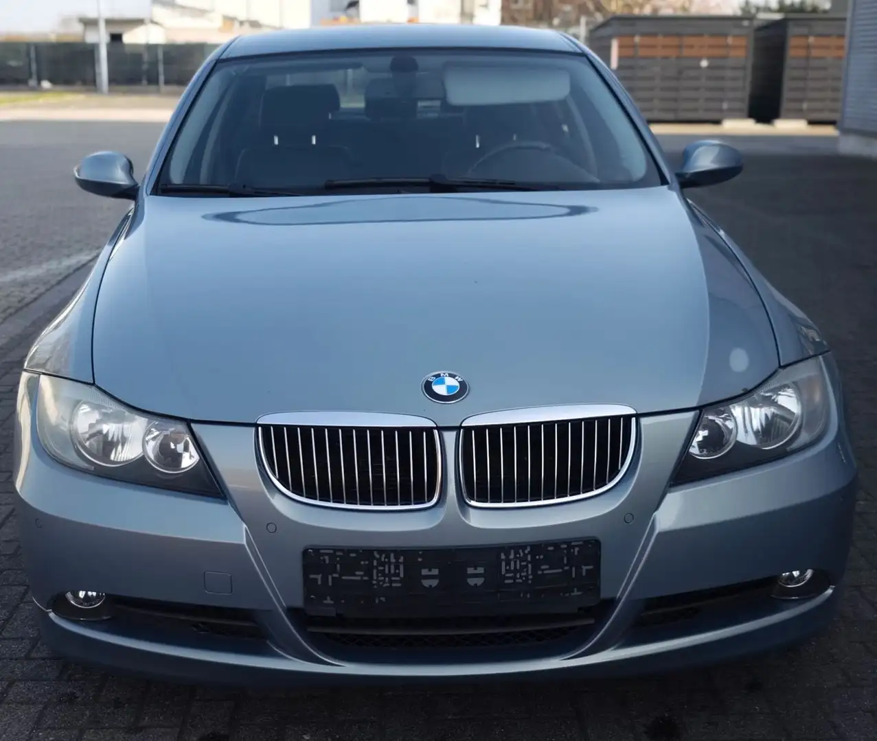 BMW 325 Baureihe 3 Lim. 325i Automatik Blau - 2
