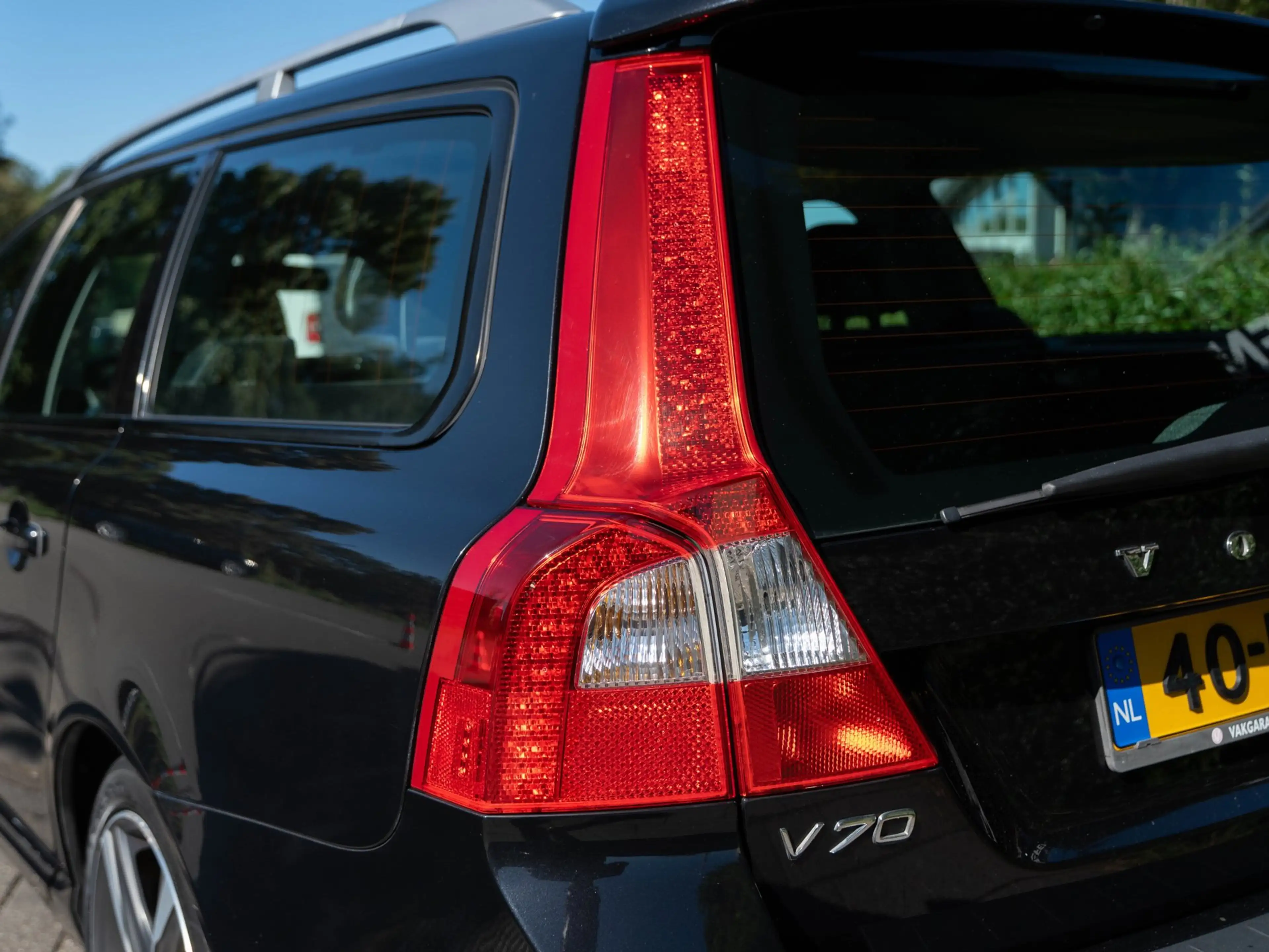 Volvo V70 2.0T R-Edition | AUTOMAAT | STOEL VERW | LEDER | C — photo 14
