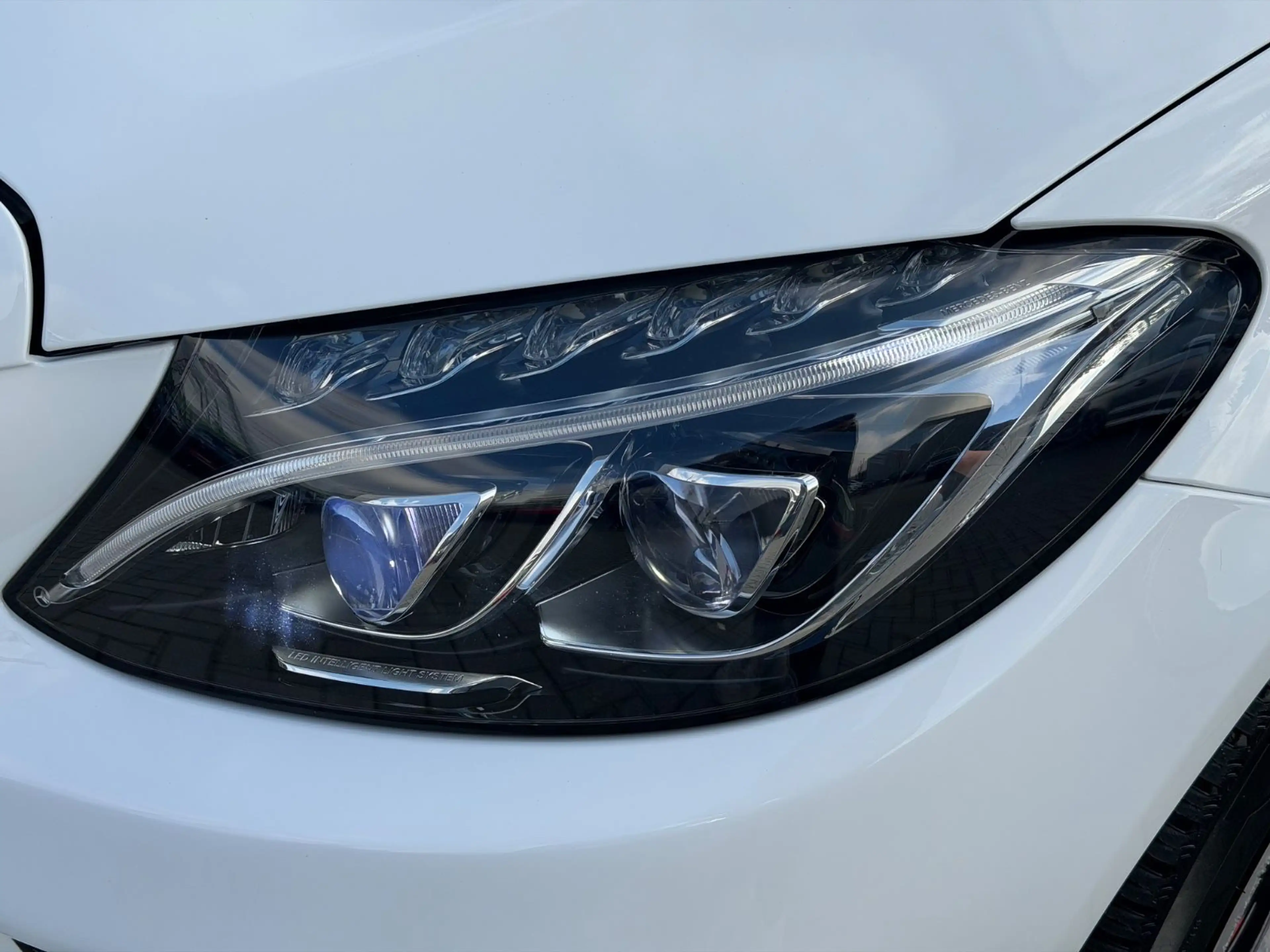 Mercedes-Benz C 200 4Matic*AMG*HEADUP*HEADUP*PANO*ACC*BURMESTE — photo 3
