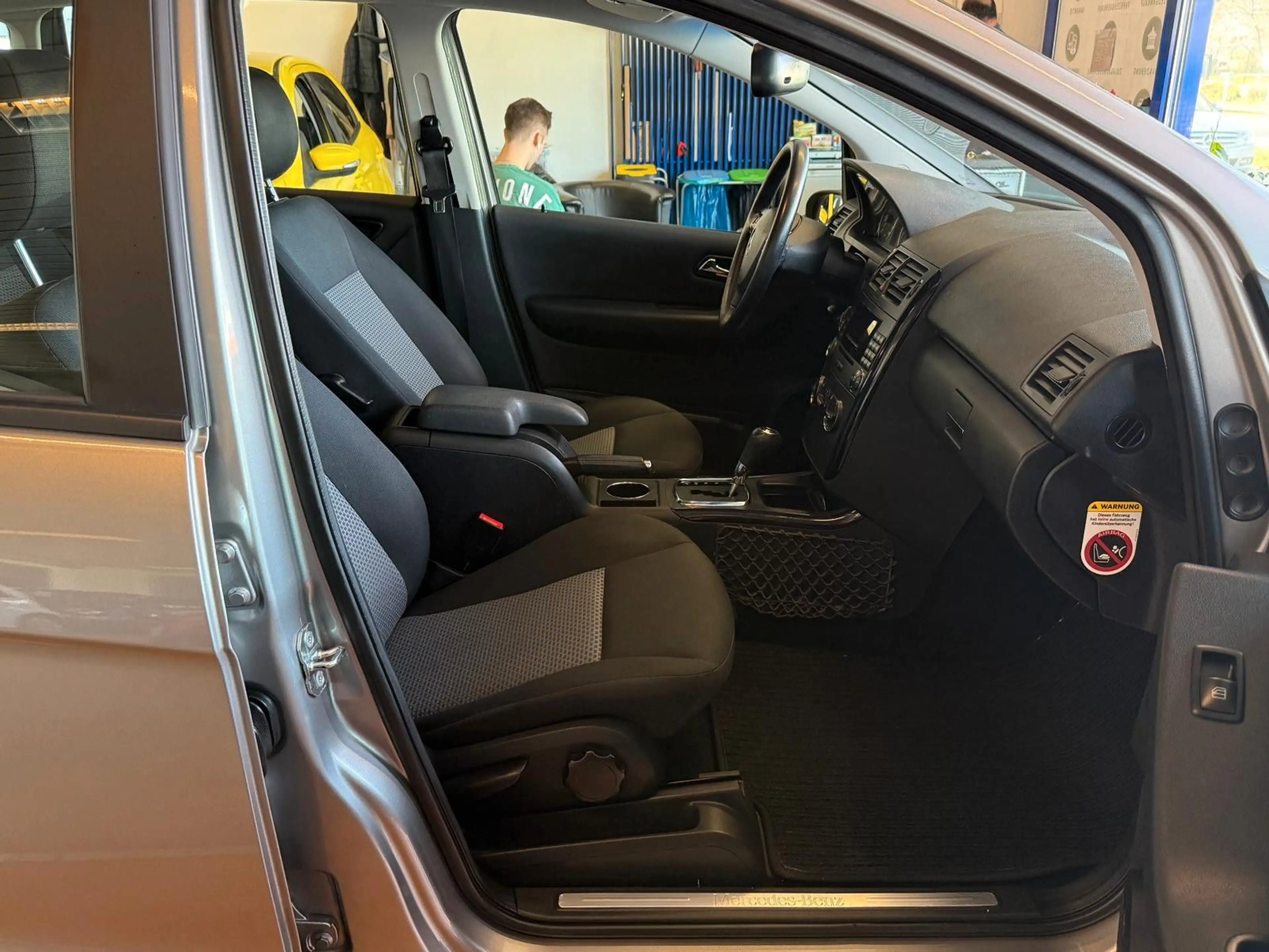 Mercedes-Benz A 150 Automatik / Klima / 58 Tkm — photo 13