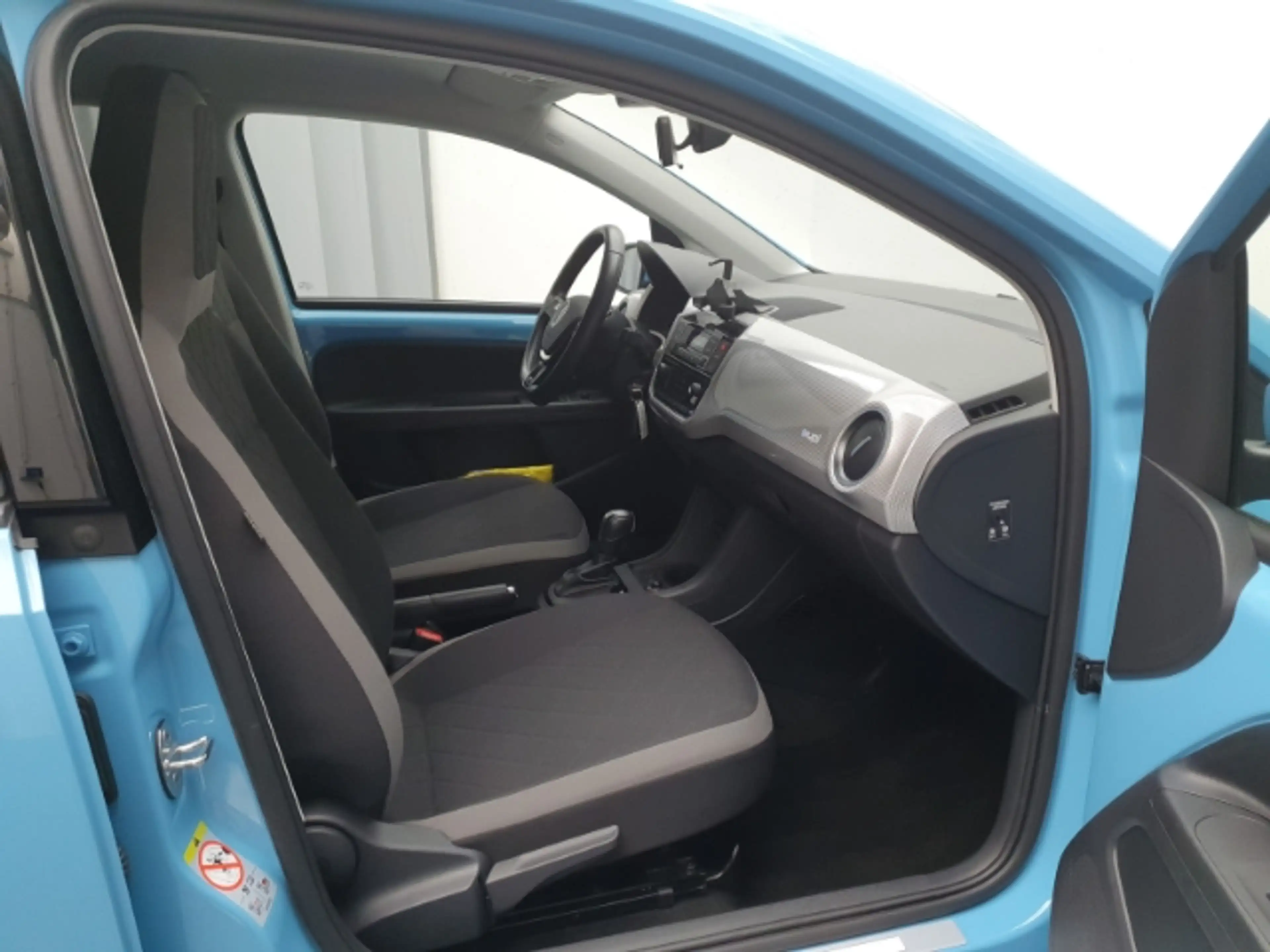 Volkswagen e-up! Max DAB Ambientebeleuchtung Rückfahrkam. — photo 9