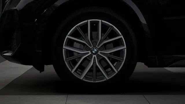BMW X1 view 7