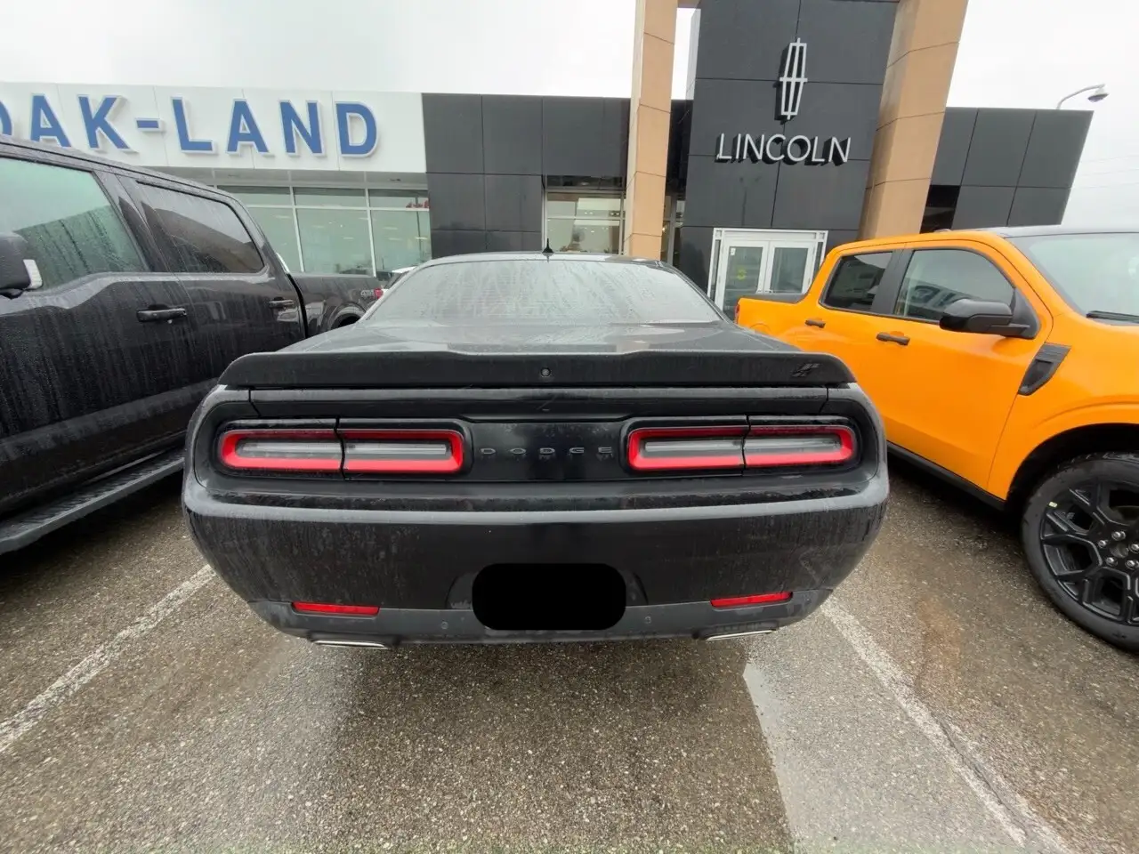 Dodge Challenger снимка Dodge Challenger