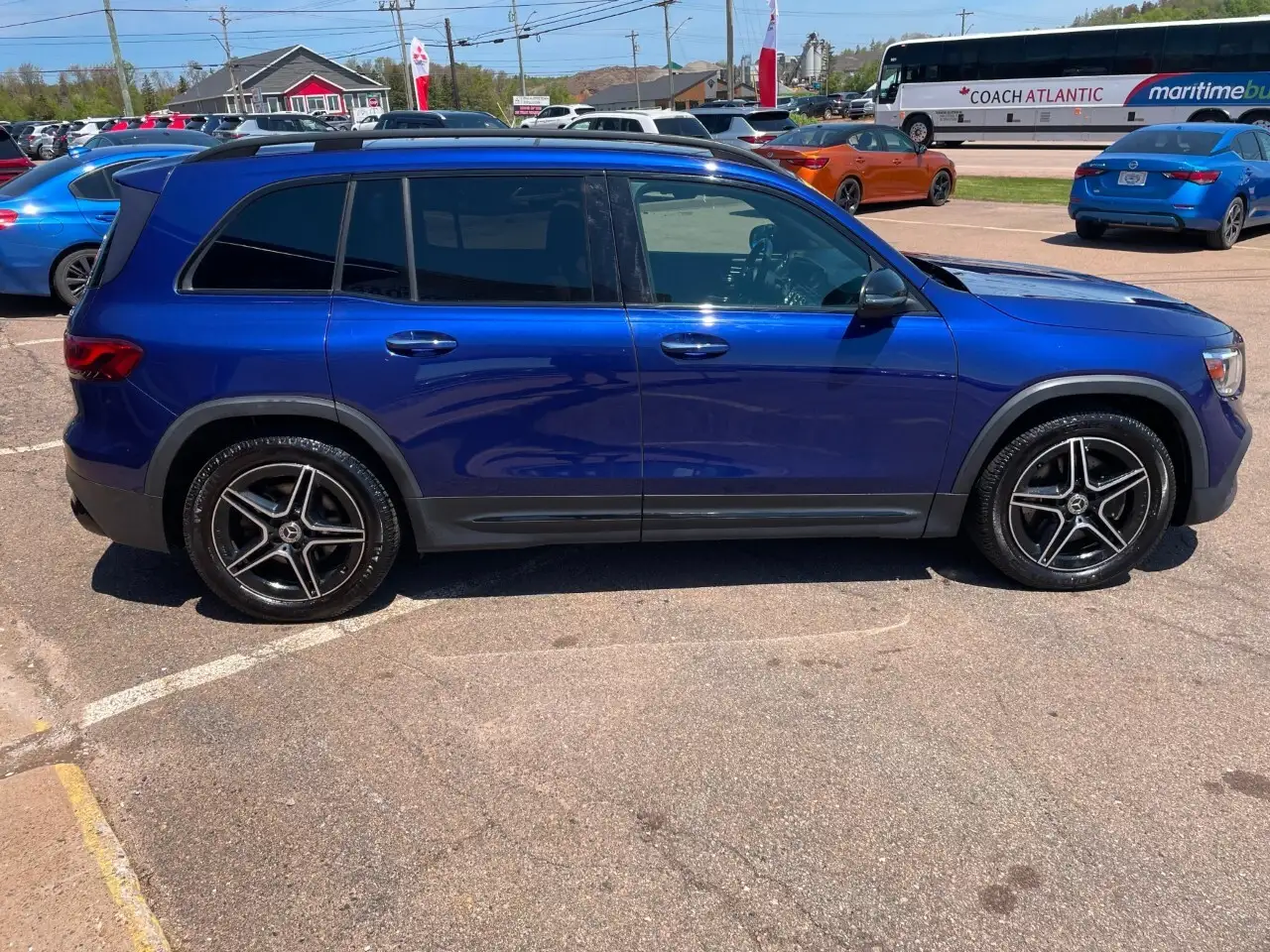 Mercedes-Benz GLB снимка Mercedes-Benz GLB