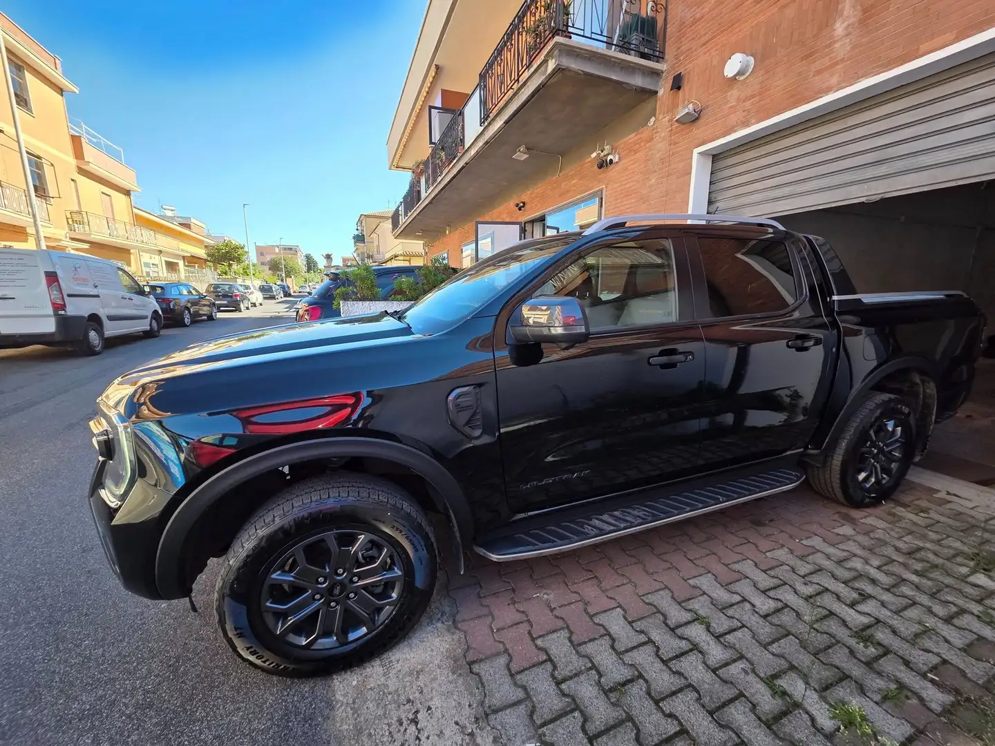 Ford Ranger 2.0 Ecoblue Wildtrak 205cv auto COPERTURA ELETTR. Nero - 2